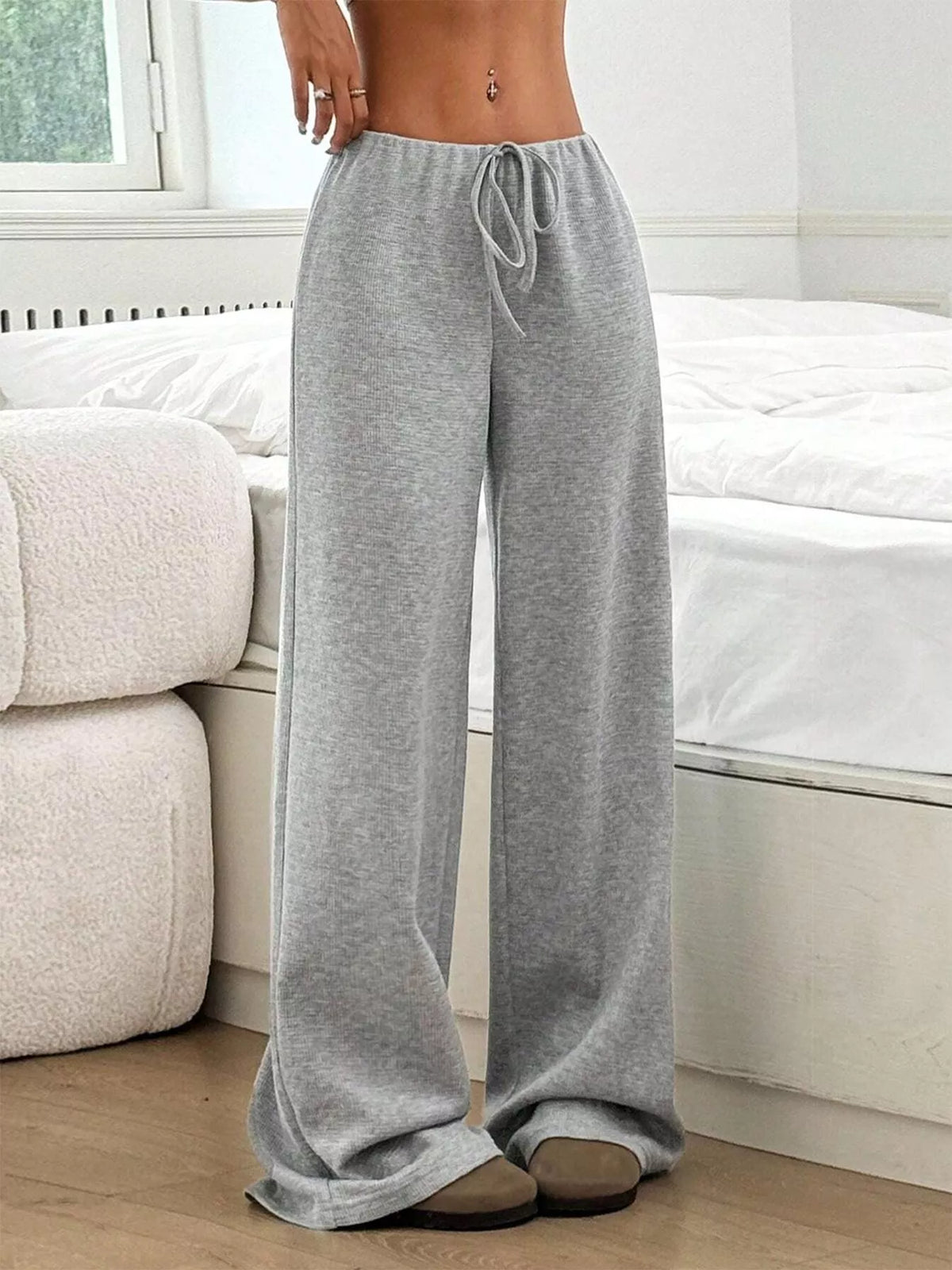 Wide leg pants full look