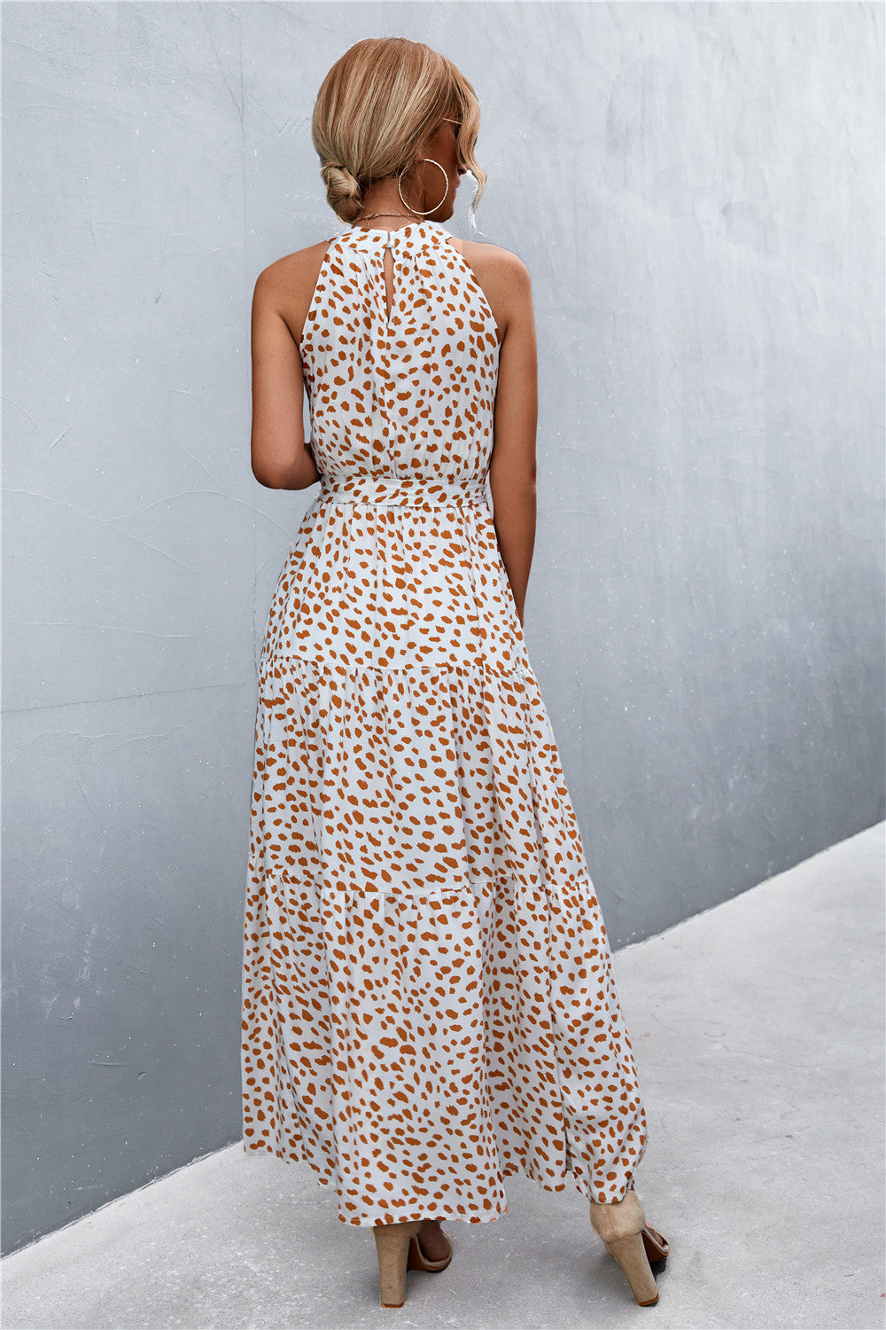 Printed sleeveless tie waist maxi dress side view