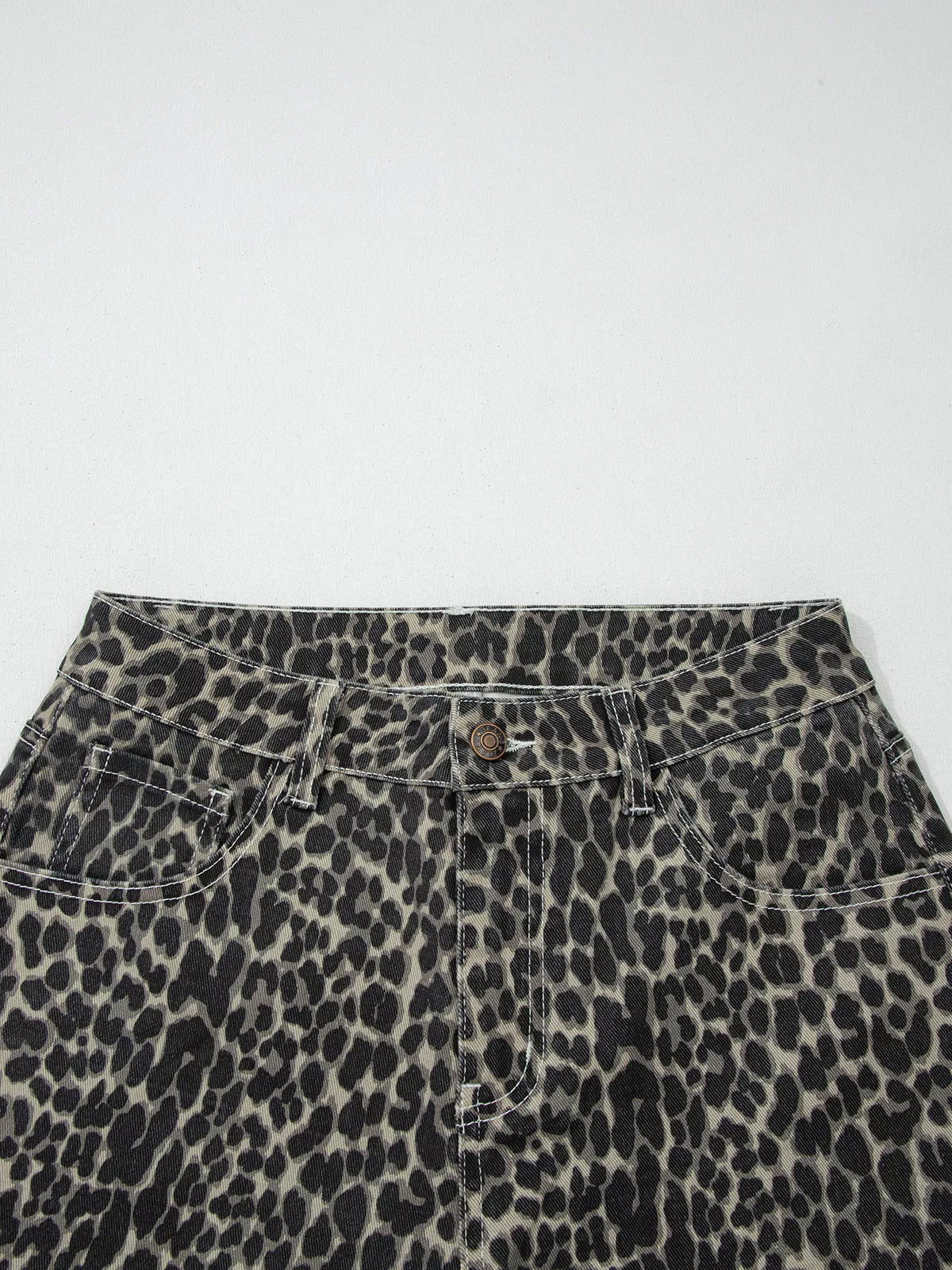 High waist detail on leopard print jeans