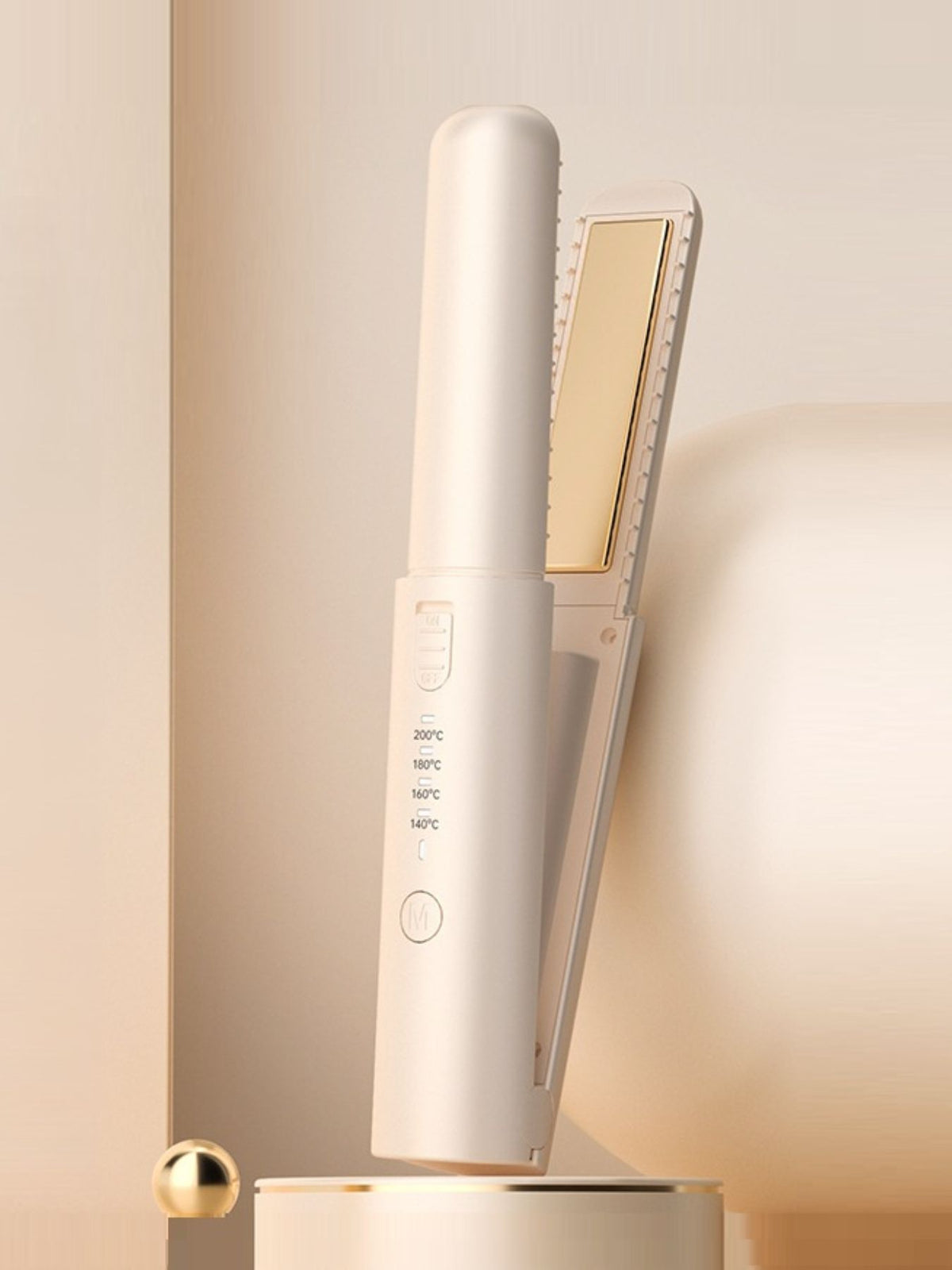 Portable hair straightener full view