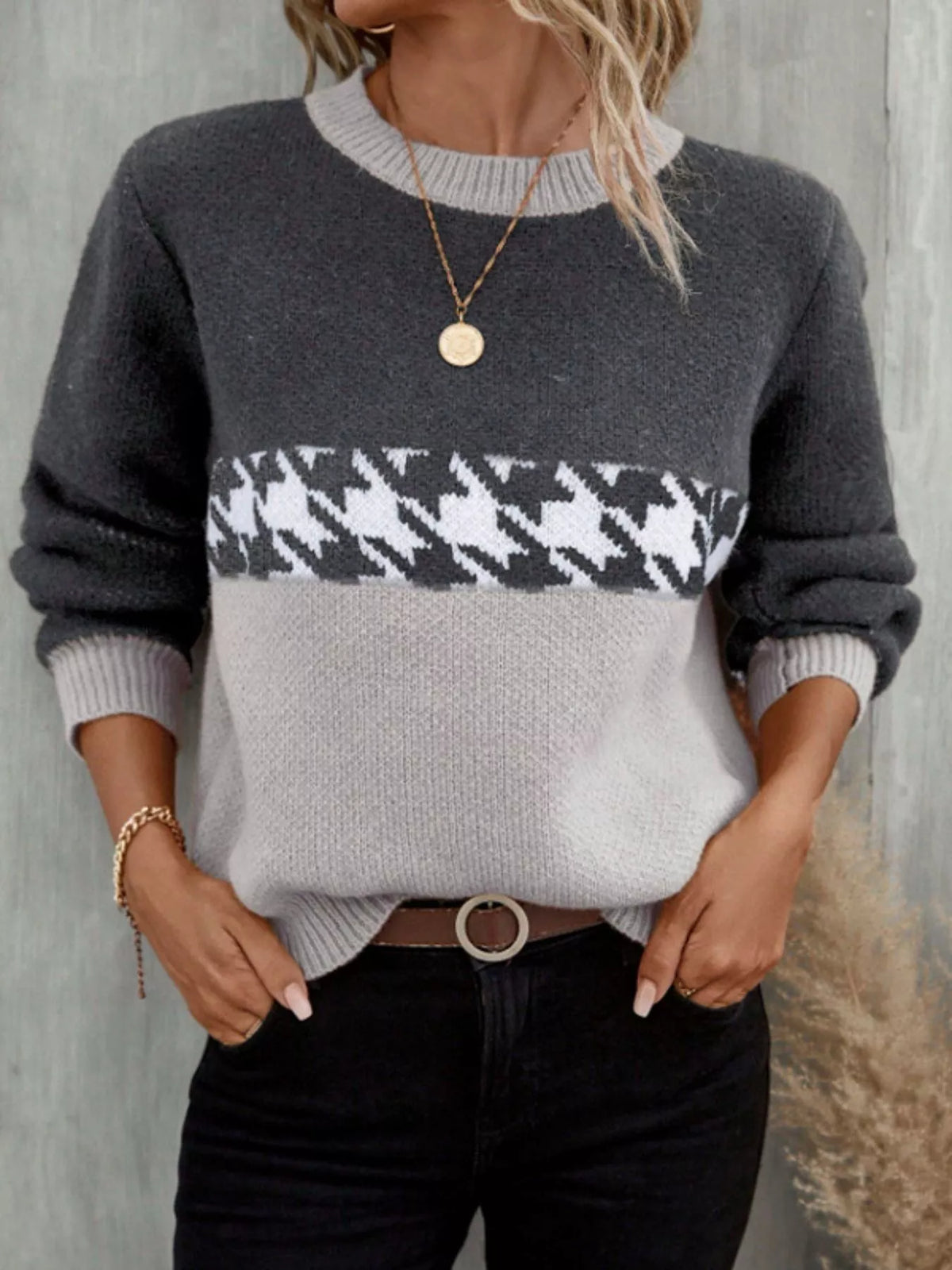 color block houndstooth sweater sleeve and cuff detail