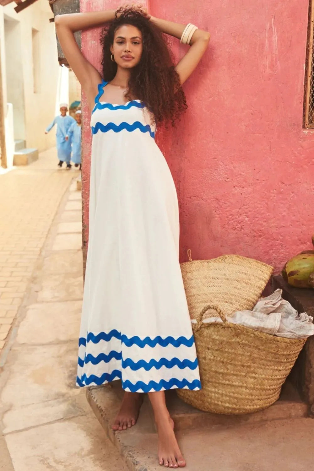 White contrast trim dress neckline detail