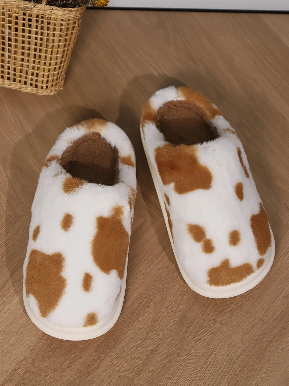 Animal Print Faux Fur Slippers - Fashorio