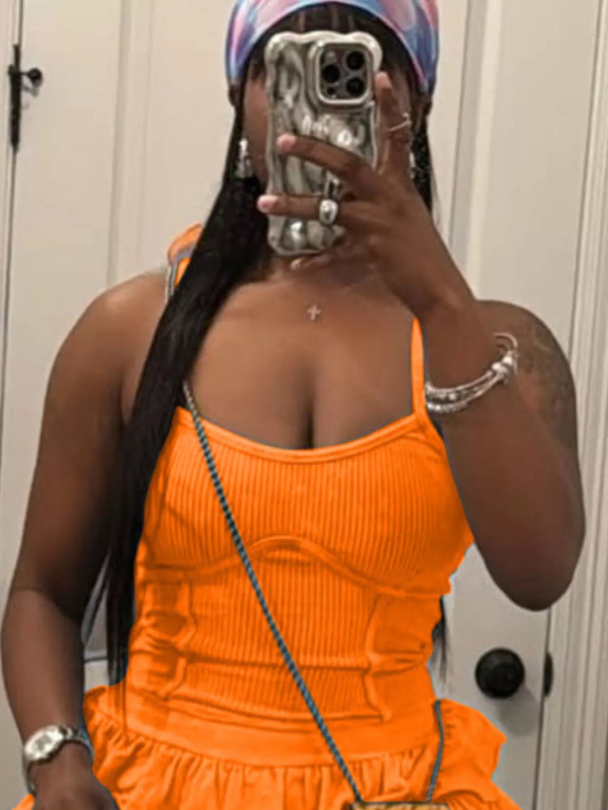 Scoop neck cami close up