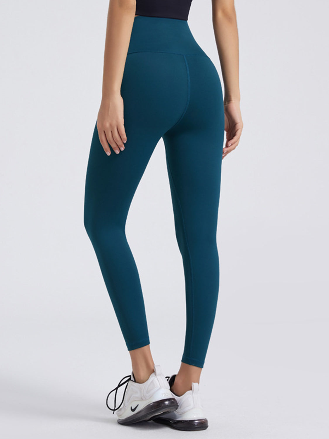 High waist leggings styled with tee