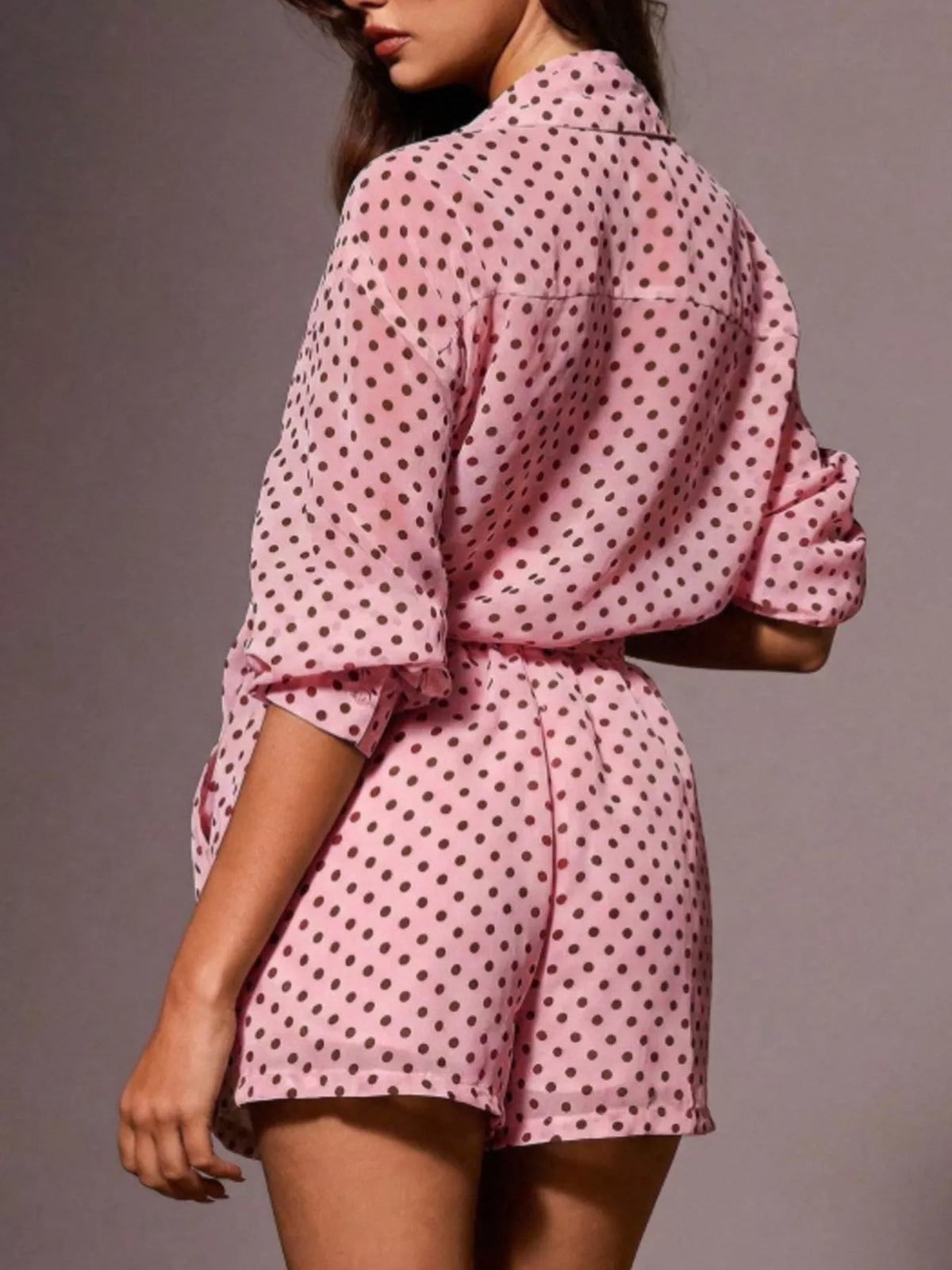 Coordinated polka dot shorts set alternate background