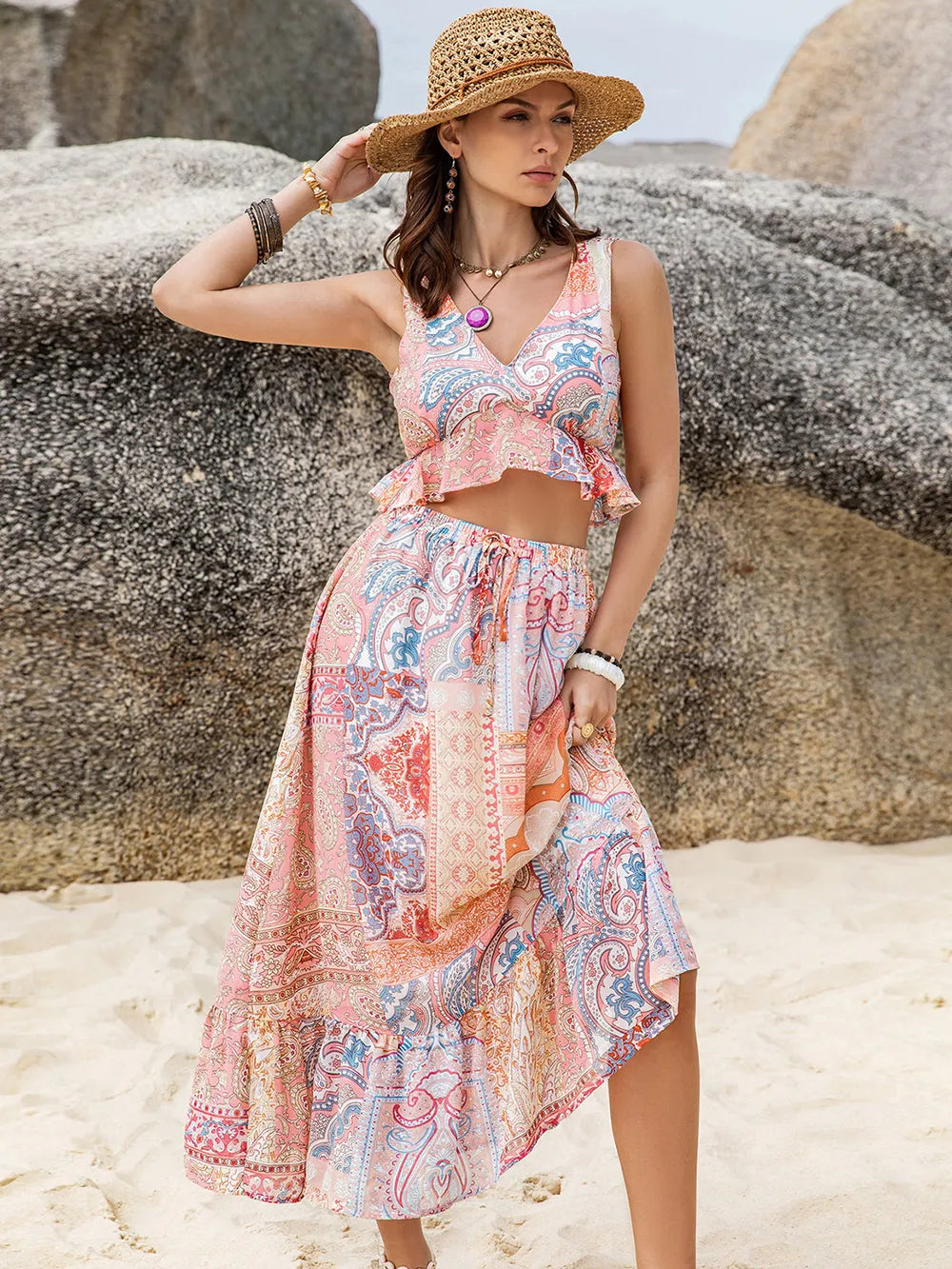 Flowing printed midi skirt of the set