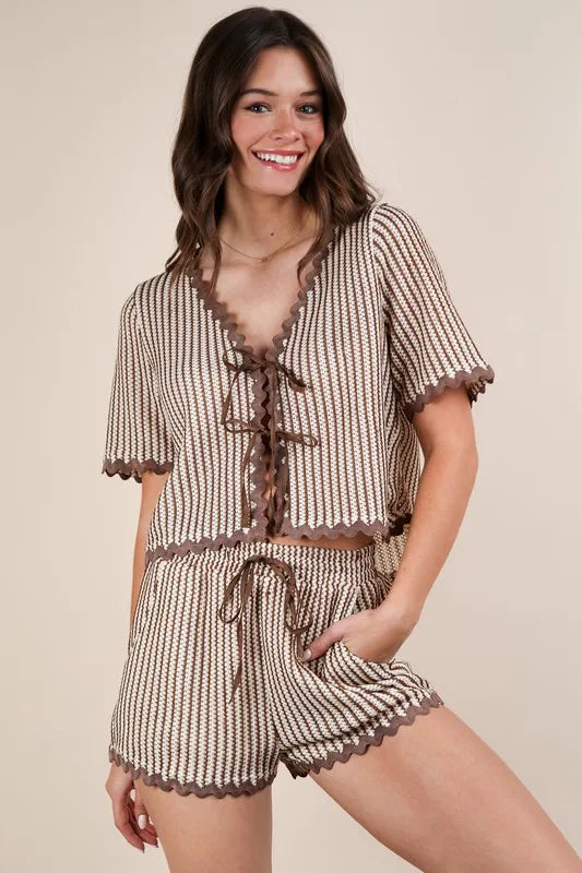 VERY J Wave Trim Detail Knit Top & Shorts Set - Fashorio