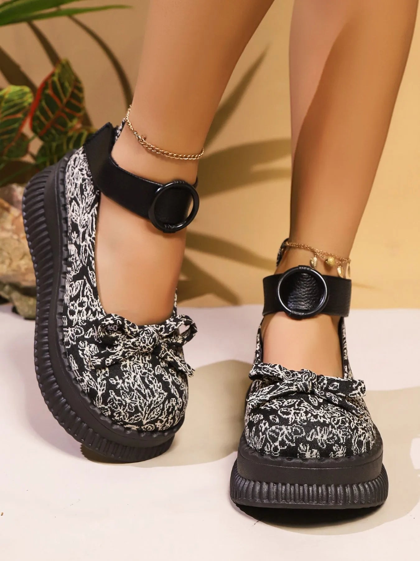 Bow Round Toe Platform Loafers - Fashorio