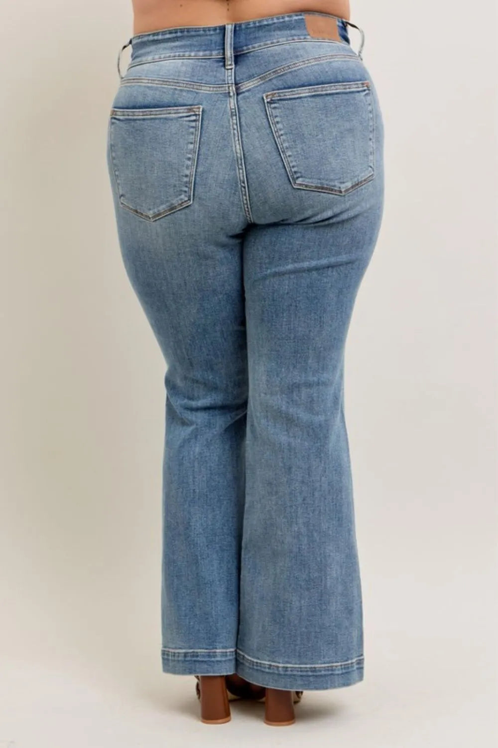 Judy Blue Full Size High-Waist Flare Denim Jeans with Front Seam Detail Plus Size - Fashorio