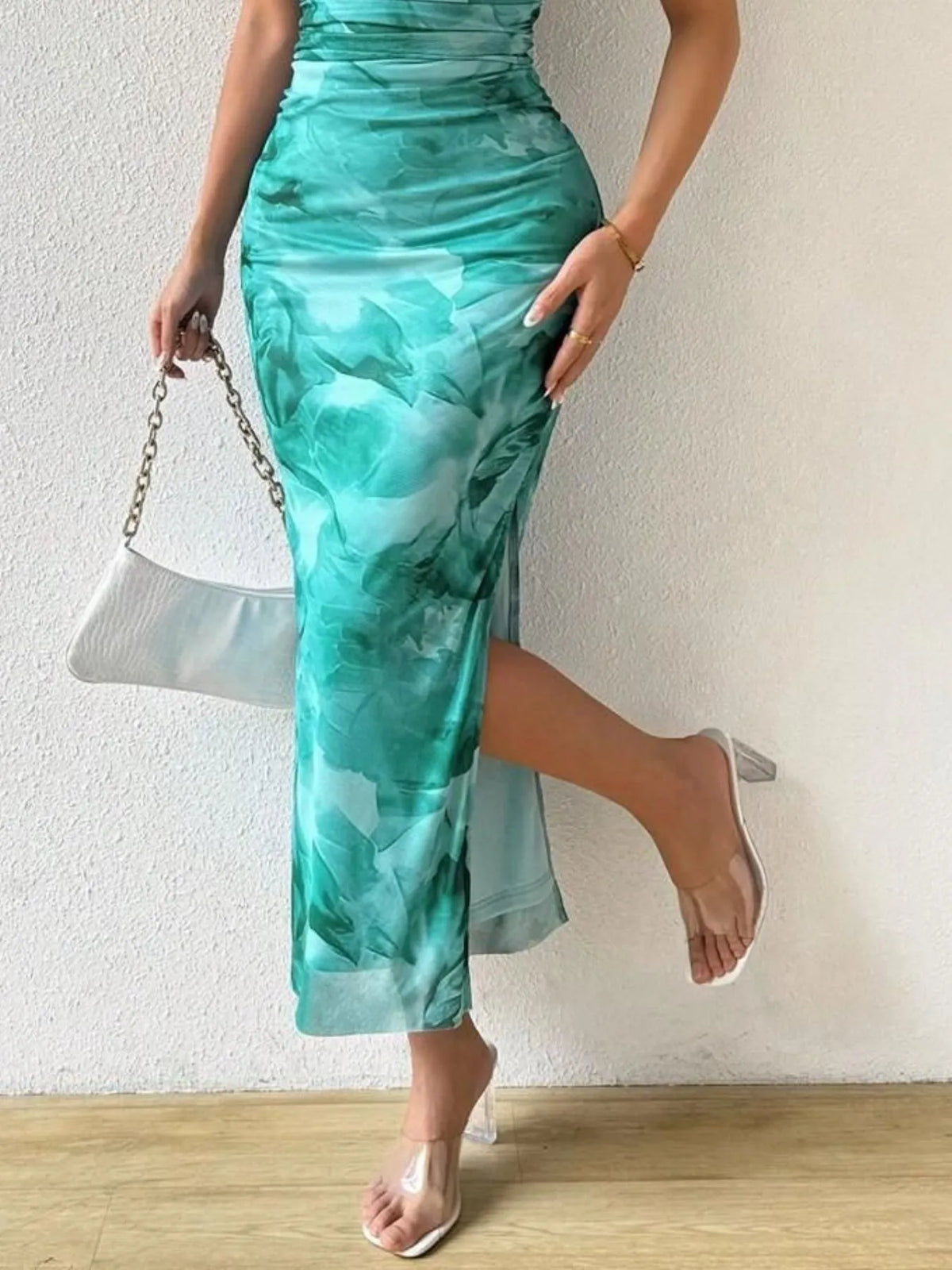 Printed side slit tube maxi dress hemline detail