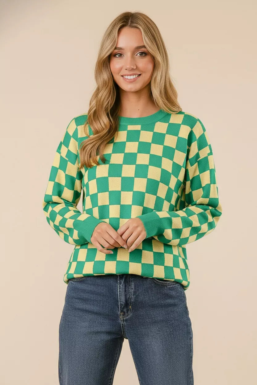 Checkered knit sweater pattern detail