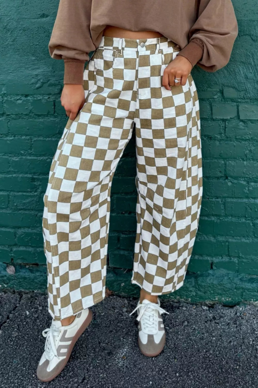 Barrel leg denim pants drawstring waist detail