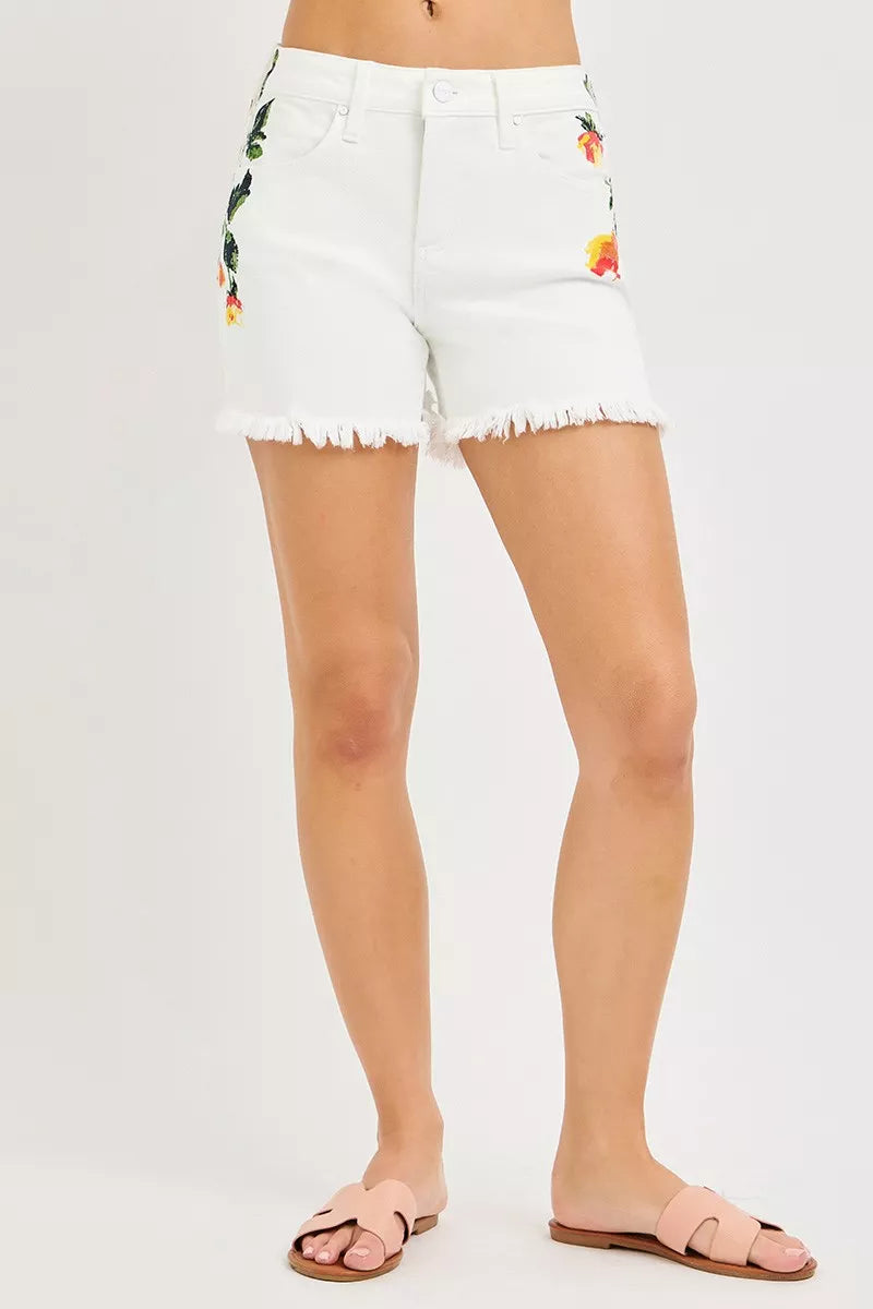 white RISEN floral high rise shorts styled outfit