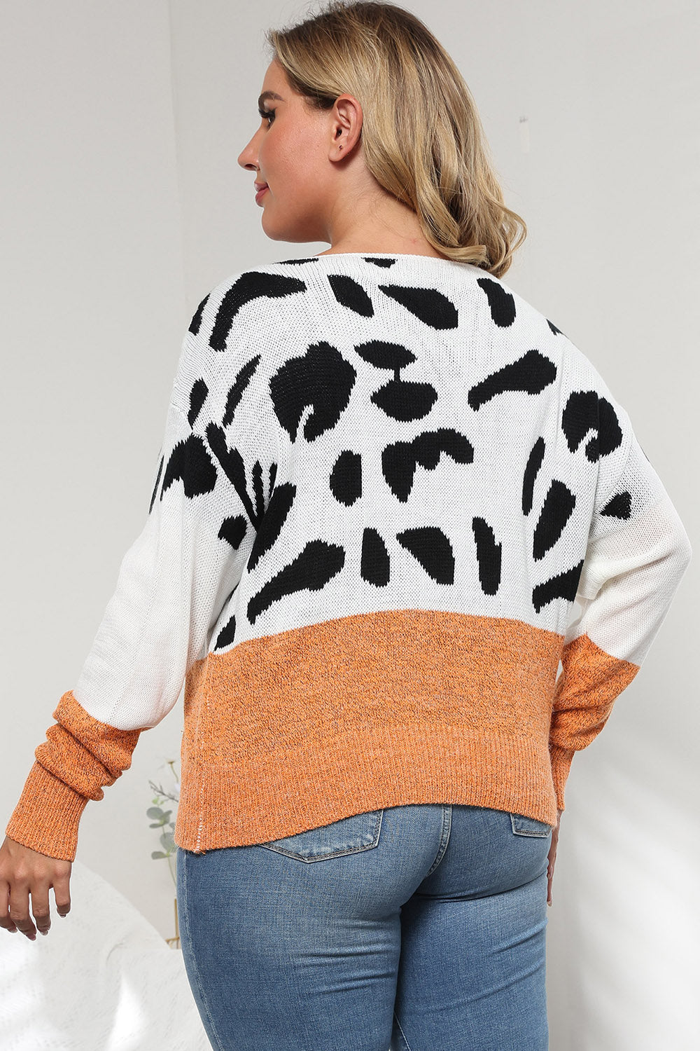Plus Size Leopard Round Neck Long Sleeve Sweater - Fashorio