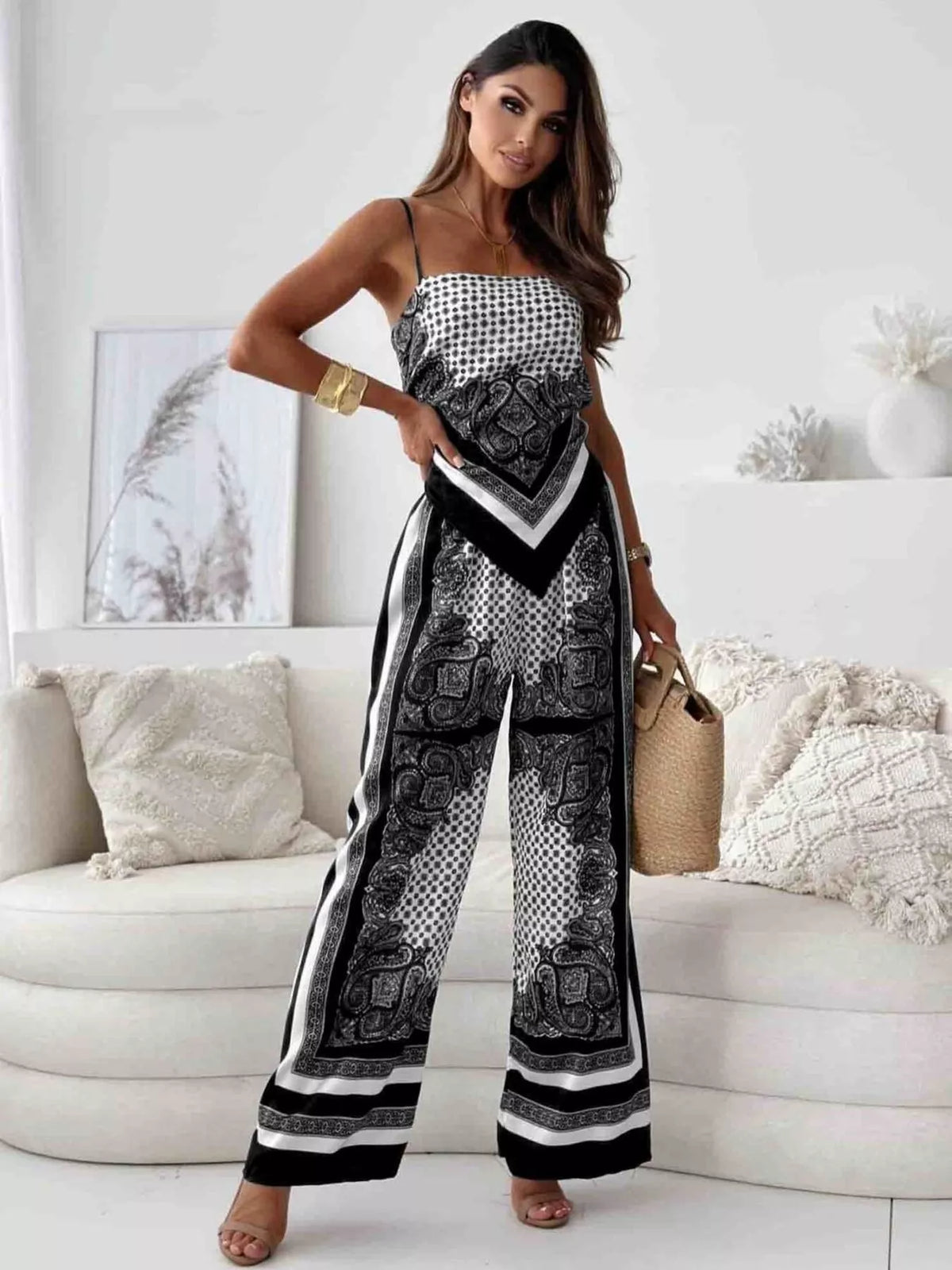 Printed coordinated set silhouette