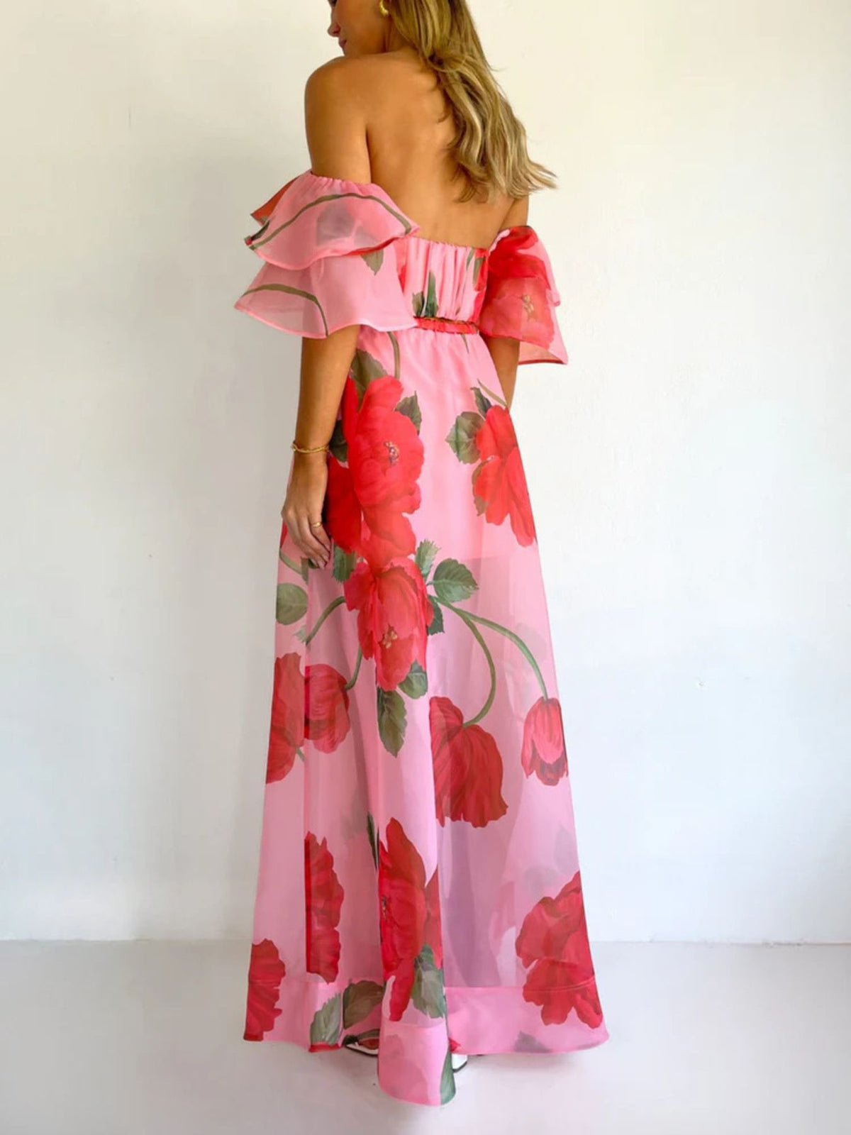 Polka dot maxi skirt set movement view