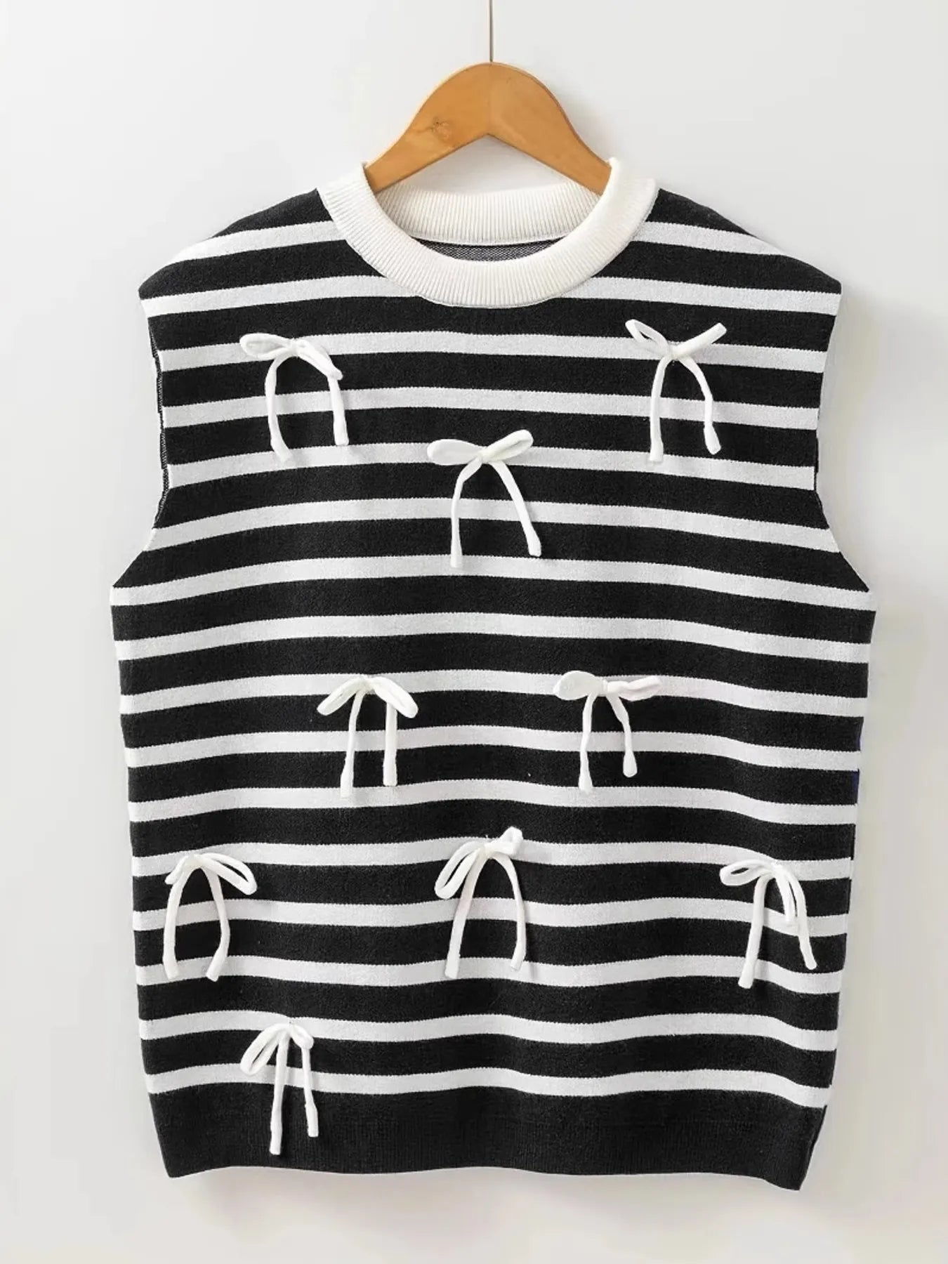 Bow Striped Round Neck Sweater Vest - Fashorio
