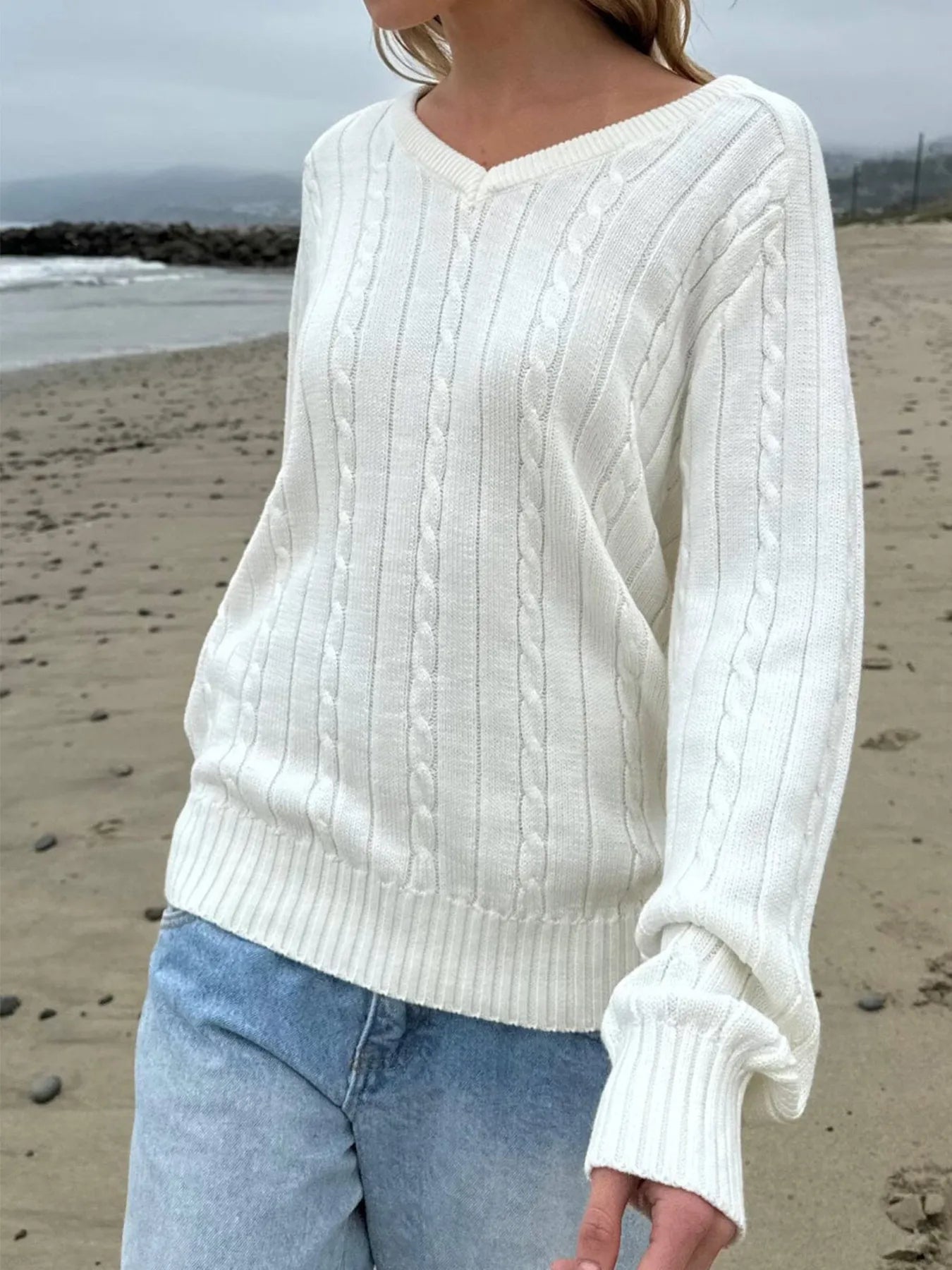 Cable Knit V-Neck Pullover Sweater - Fashorio