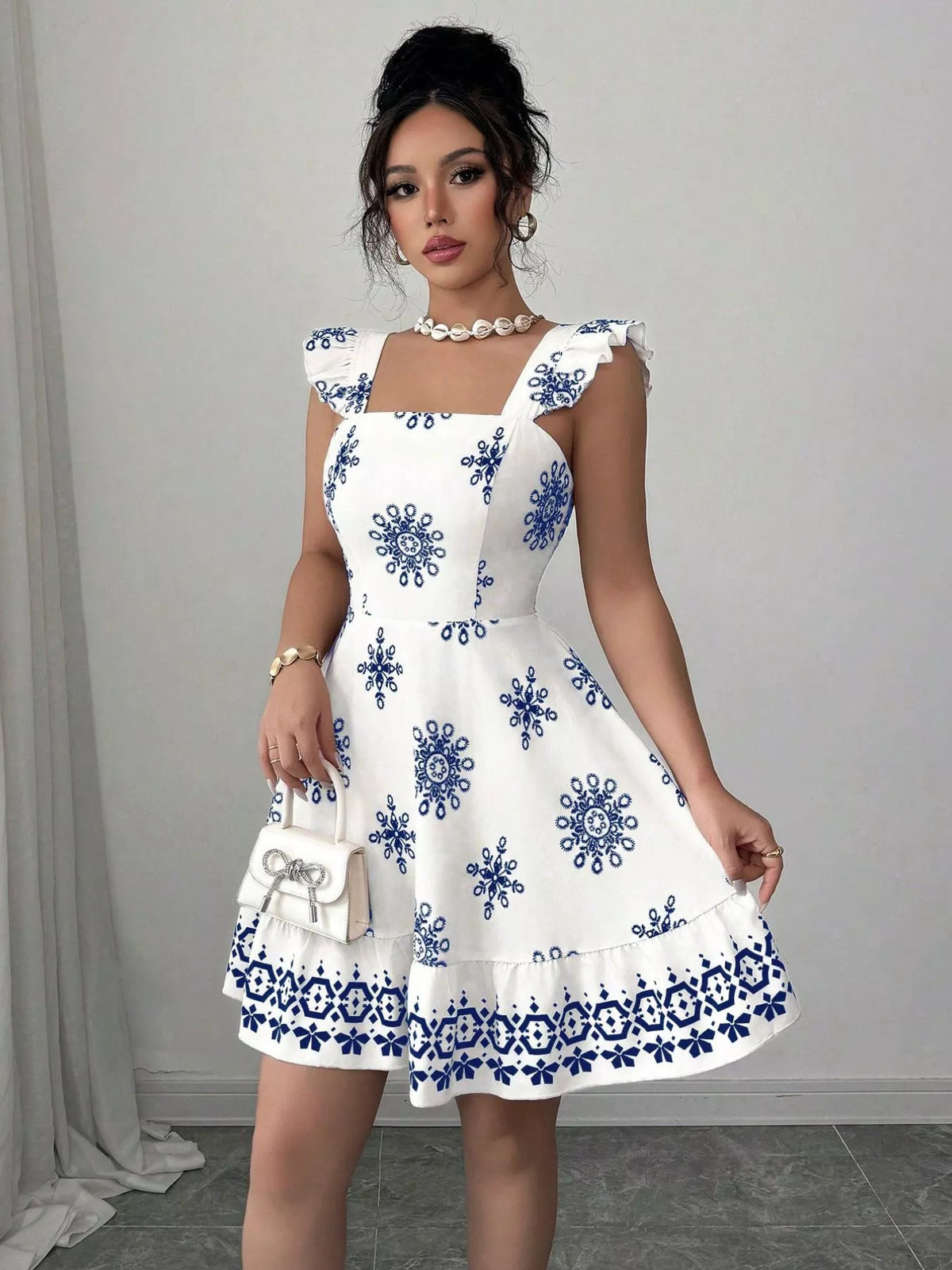 Second colorway shown from the side
