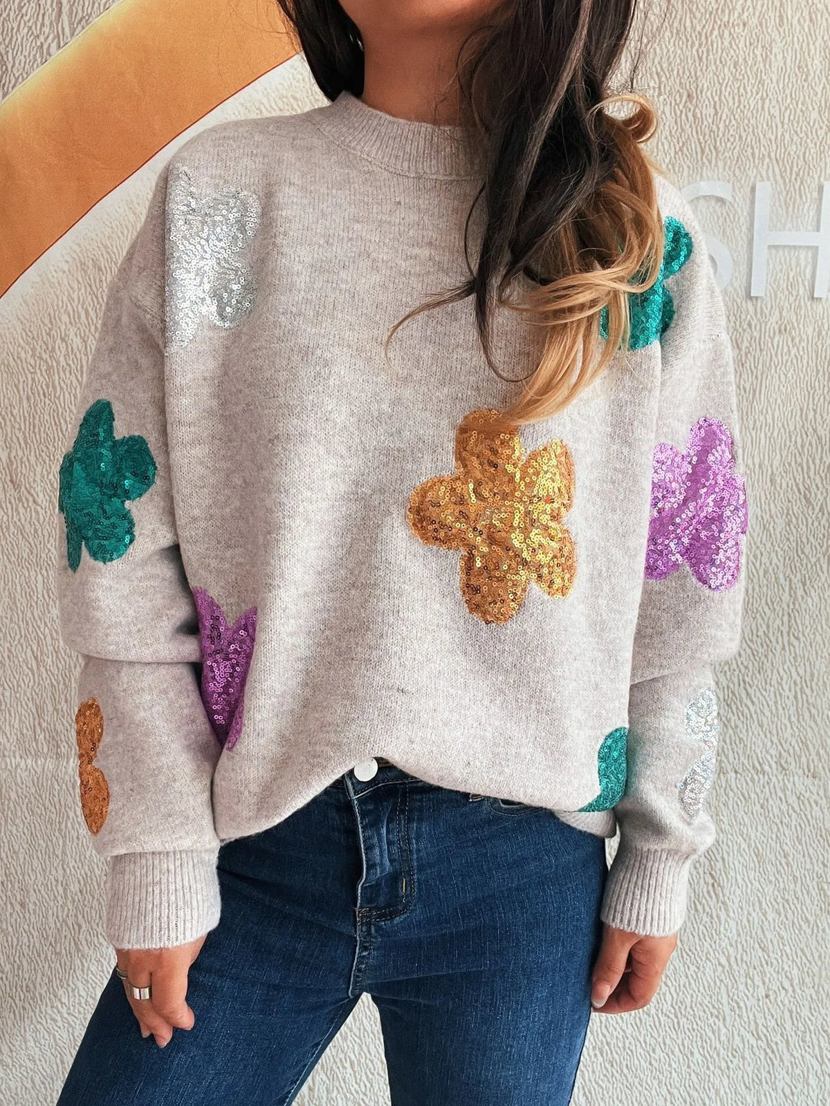Sequin flower round neck sweater in grey, side view