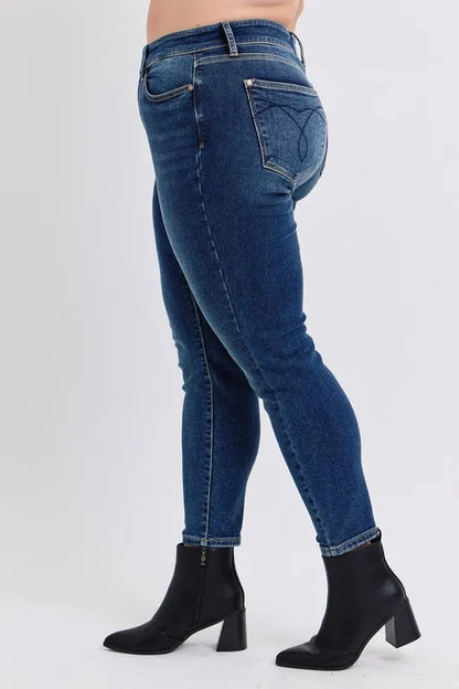 Judy Blue Full Size Run Mid-Rise Waist Skinny Jeans with Thermal Lining - Fashorio