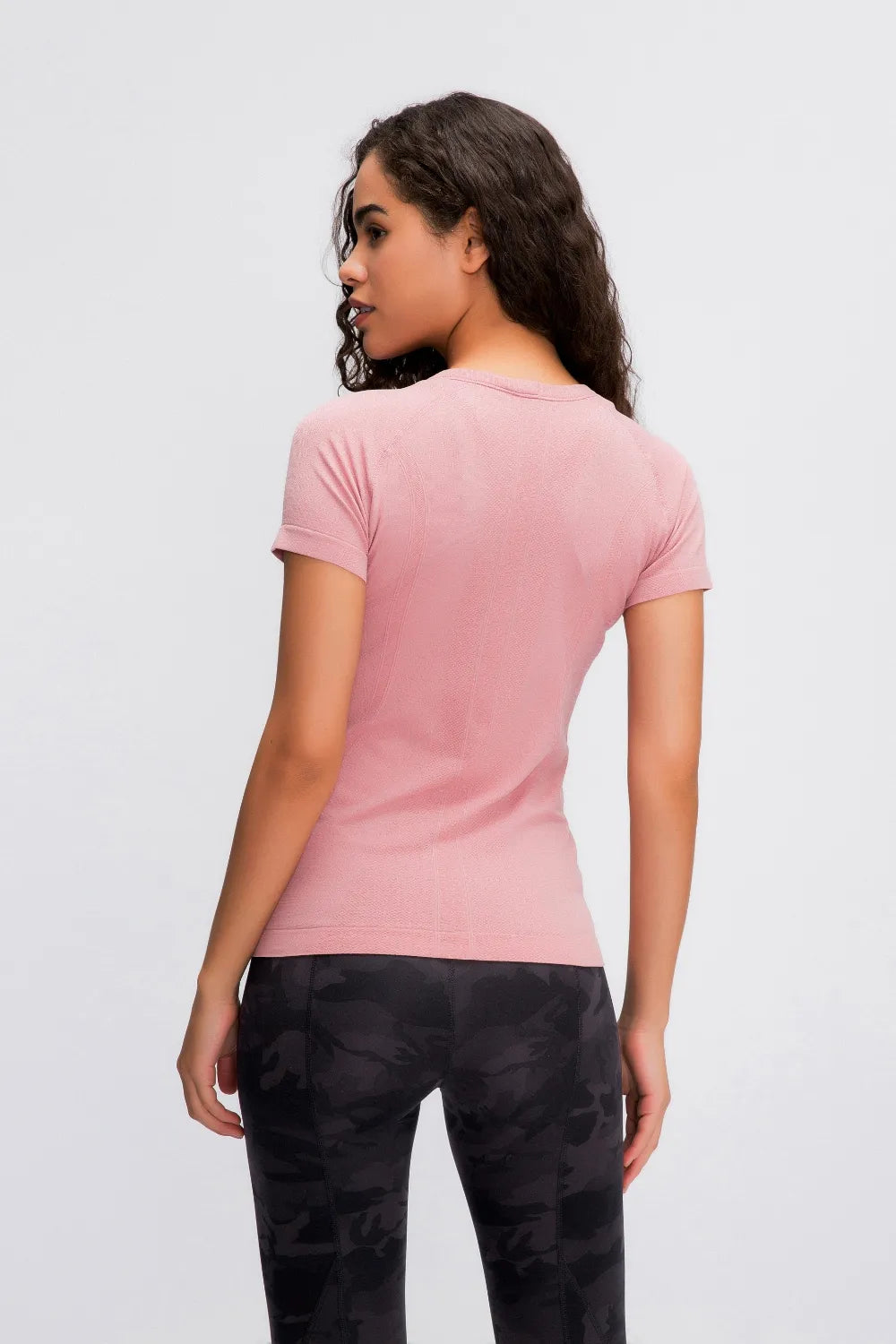 round neck short sleeve active tee color range