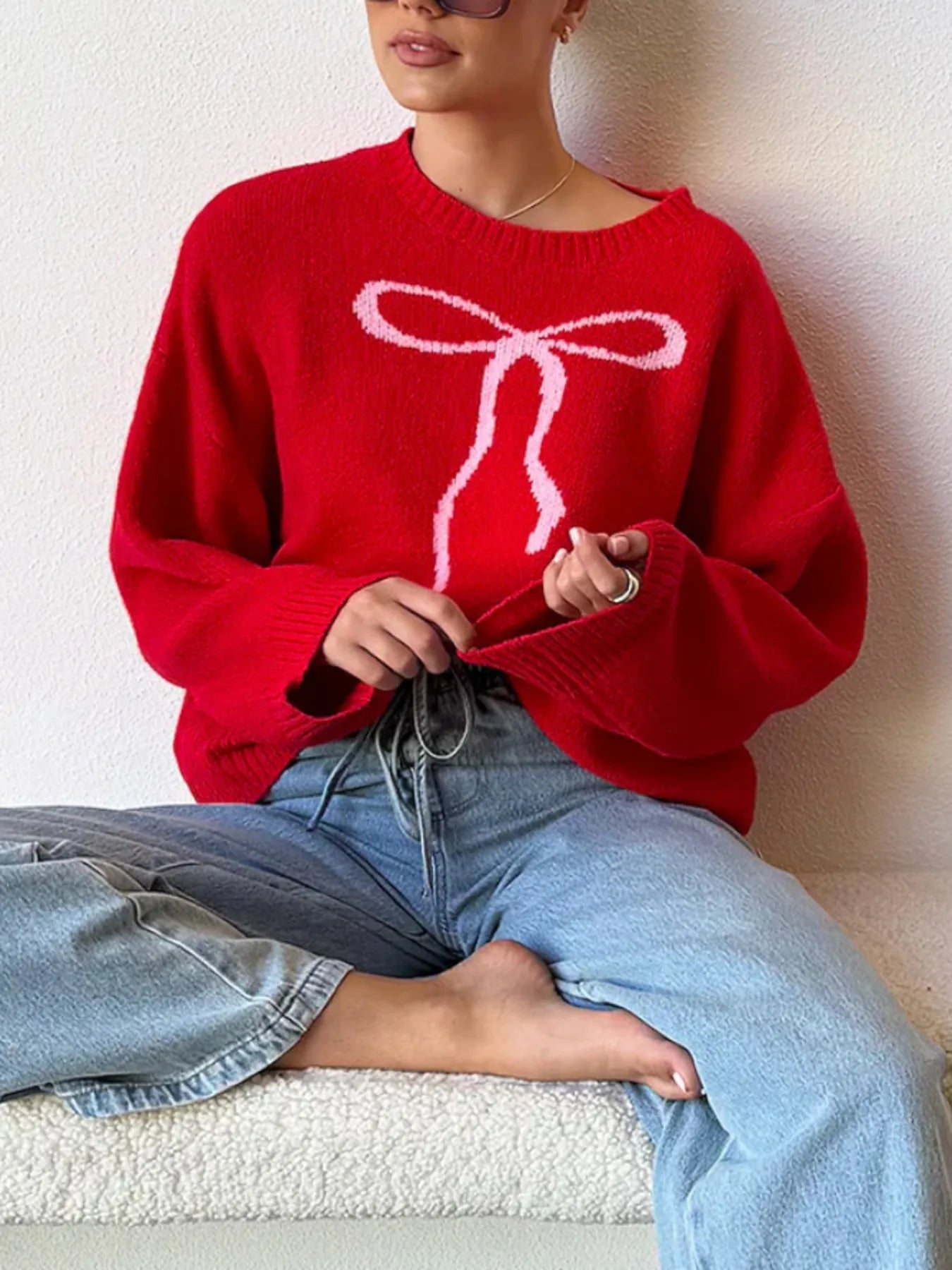 Bow Graphic Ribbed Hem Round Neck Sweater - Fashorio