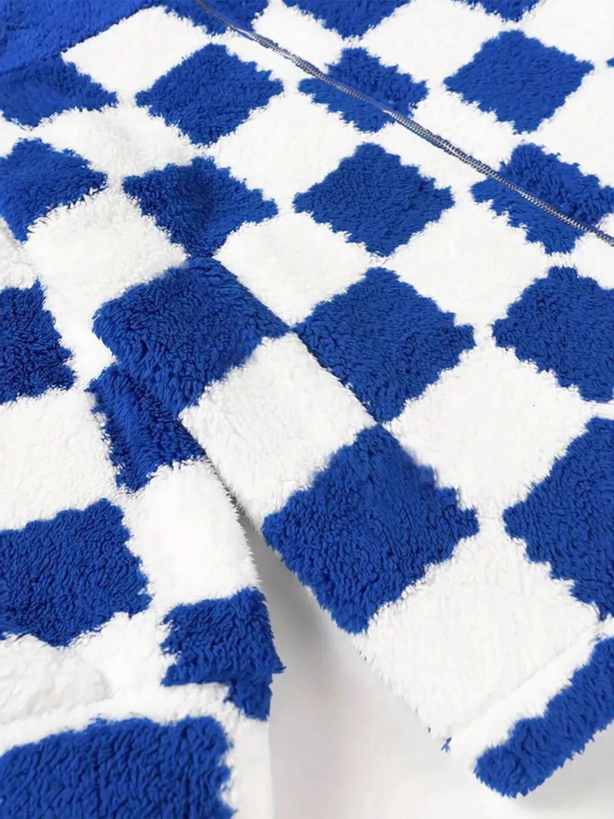 Checkered Fleece Oversized Zip Up Jacket in Blue detail