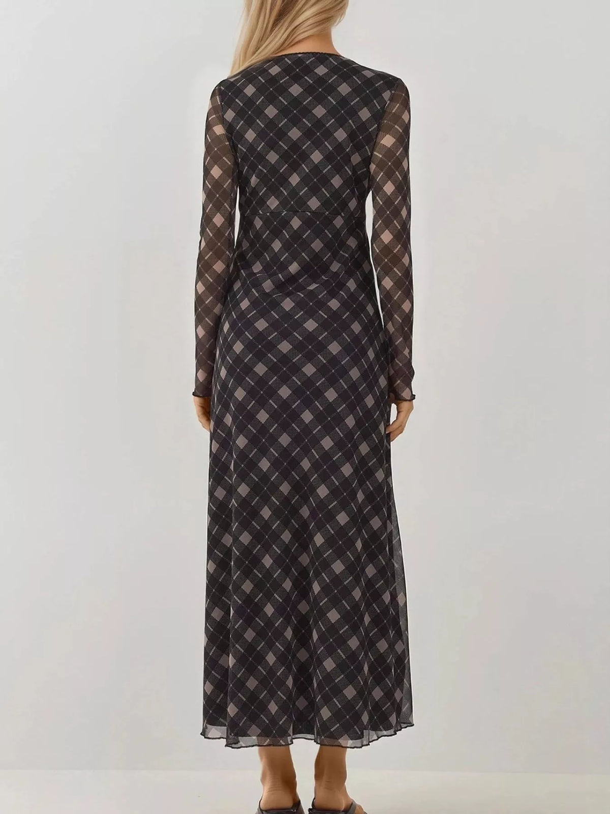 Plaid Tie Front Long Sleeve Dress detail