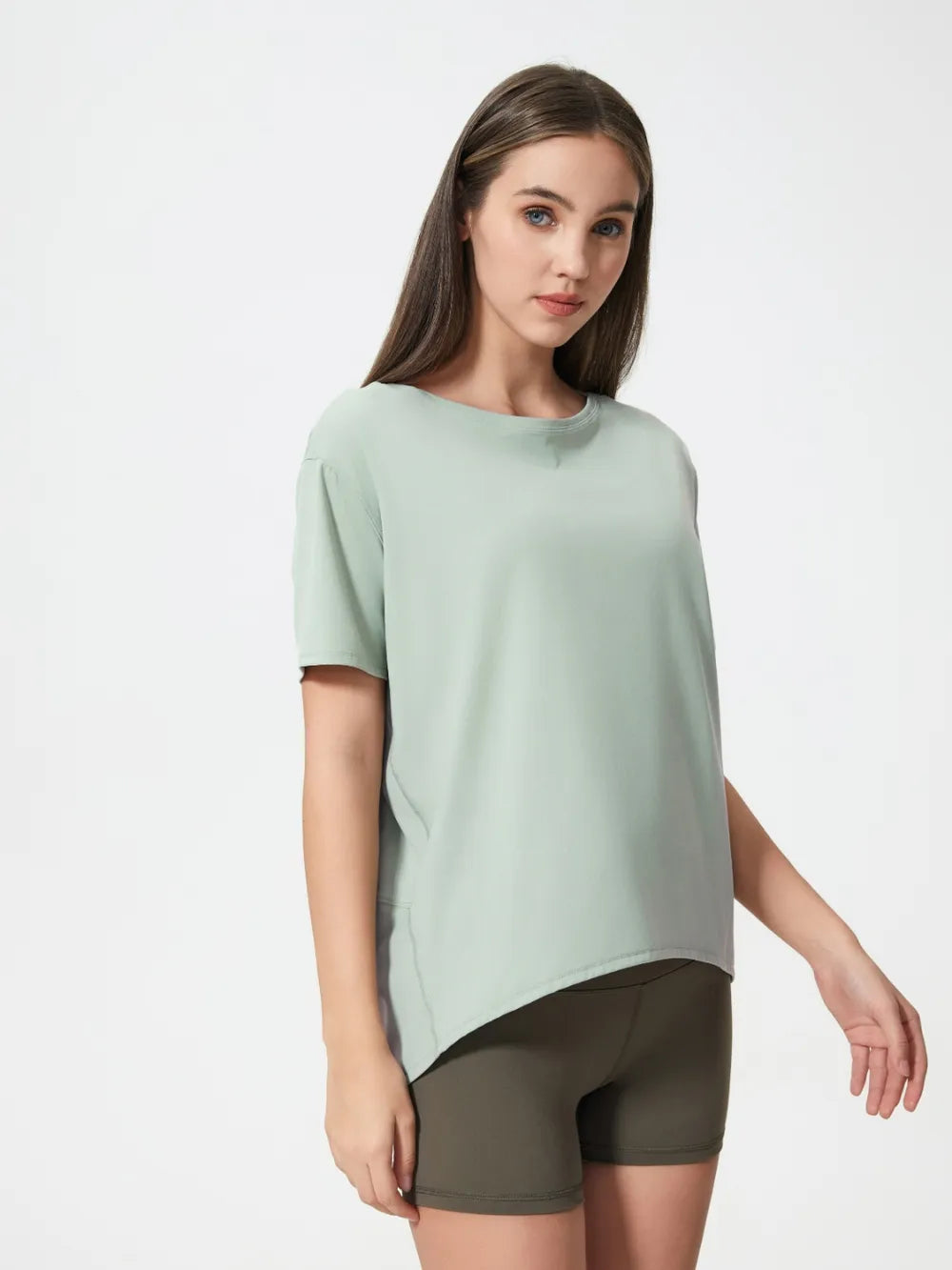 Round neck short sleeve active t-shirt full length view