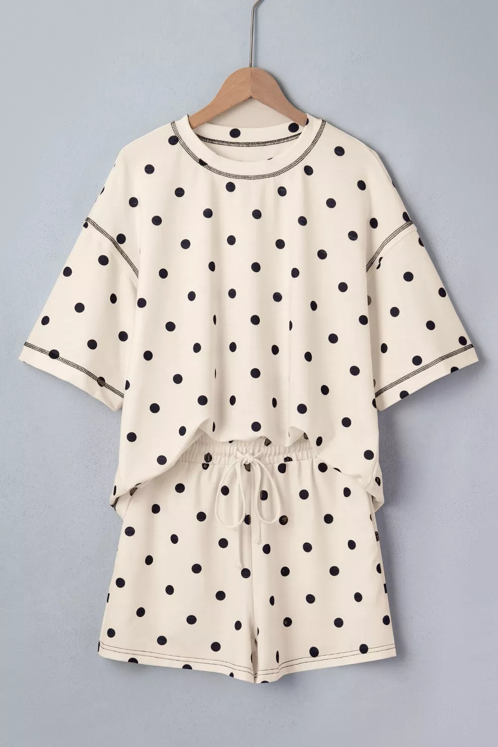 Polka dot tee exposed seam detail close up