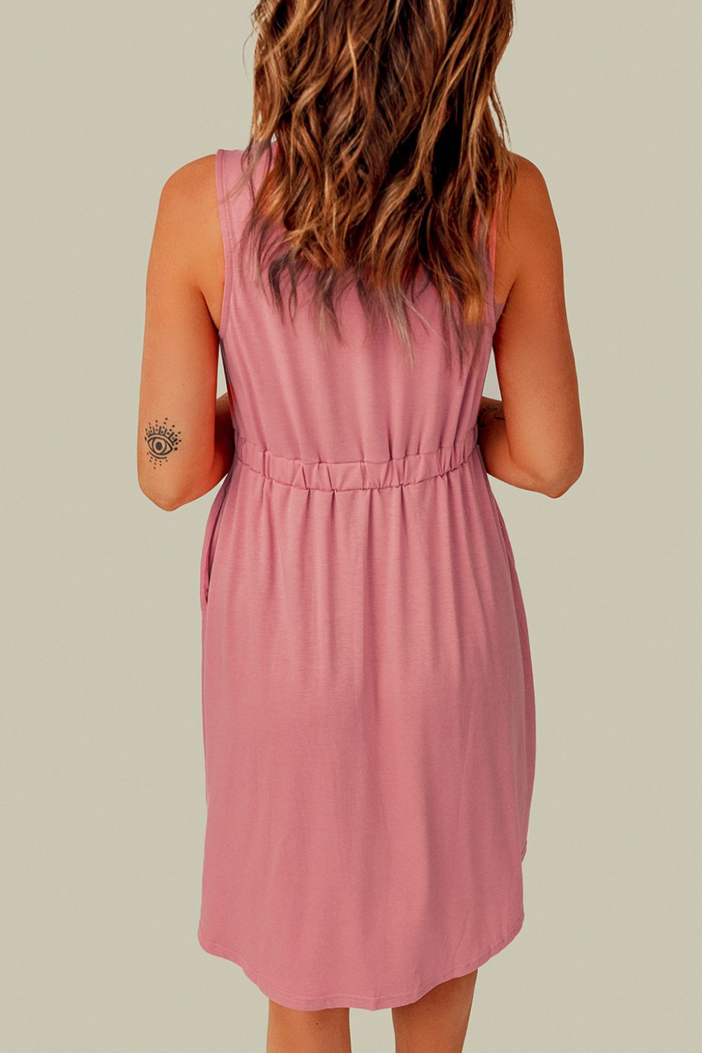 Sleeveless V-Neck Mini Dress with Buttons & Pockets – Chic Casual - Fashorio