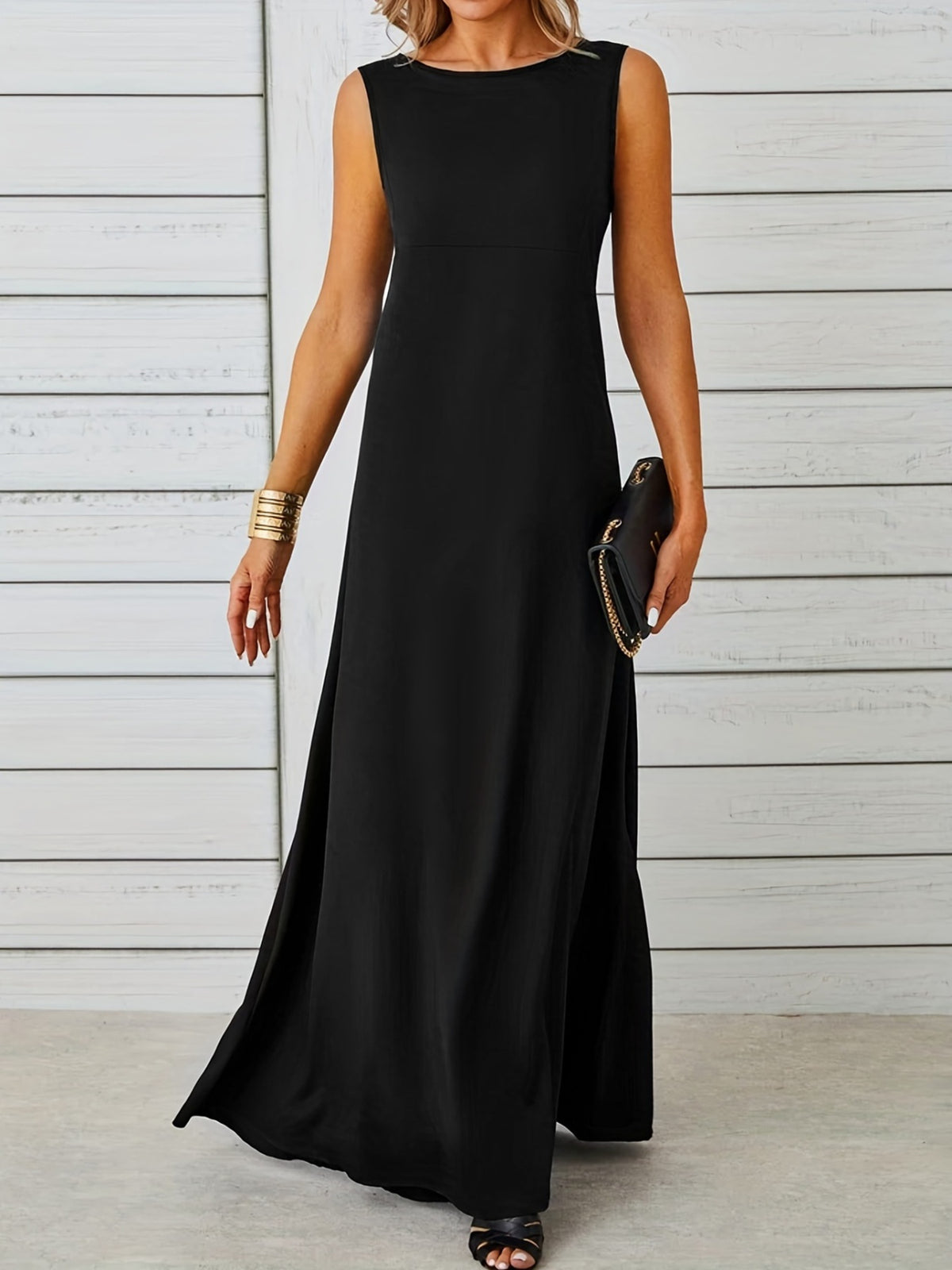 Flowy skirt drape on maxi dress