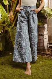 BiBi Floral Texture Wide Leg Jeans DENIM - Fashorio