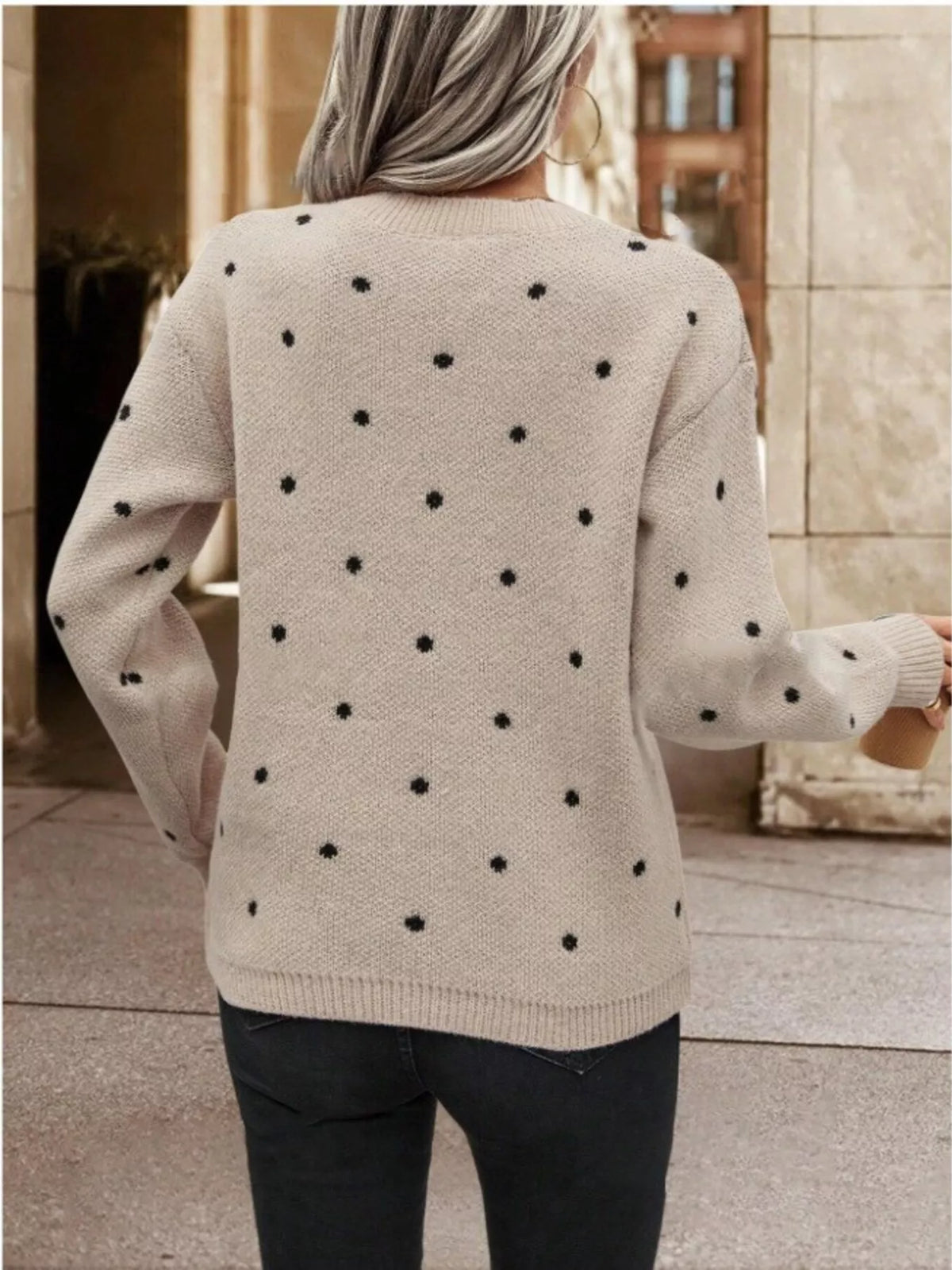 Polka dot round neck sweater, knit texture detail