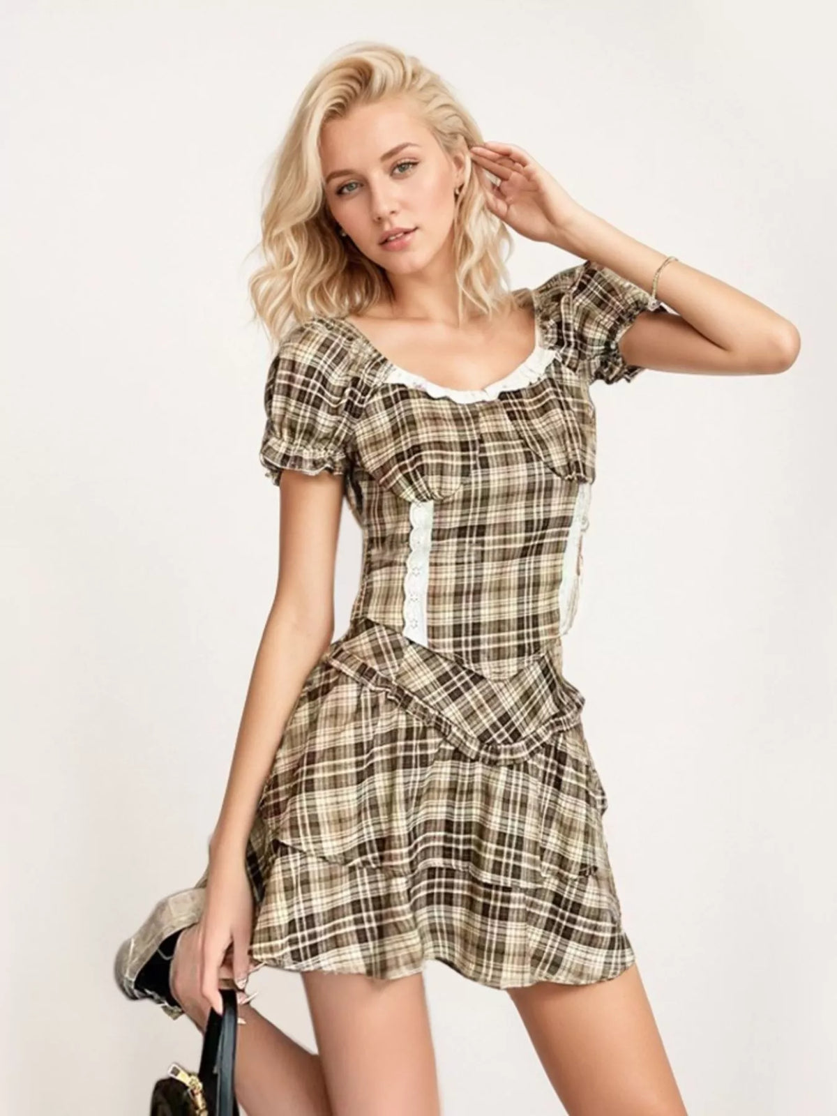 Lace trim plaid skirt and puff sleeve top matching set detail