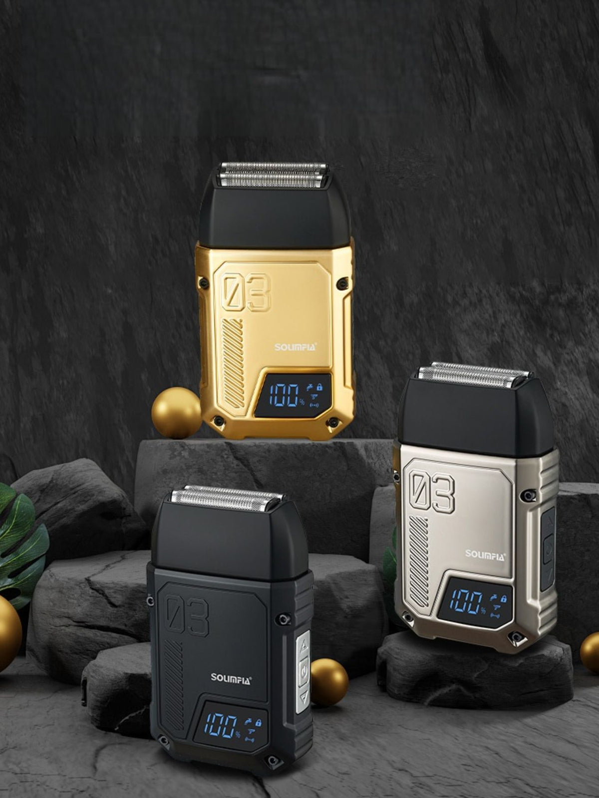 Rechargeable waterproof electric shaver in gold