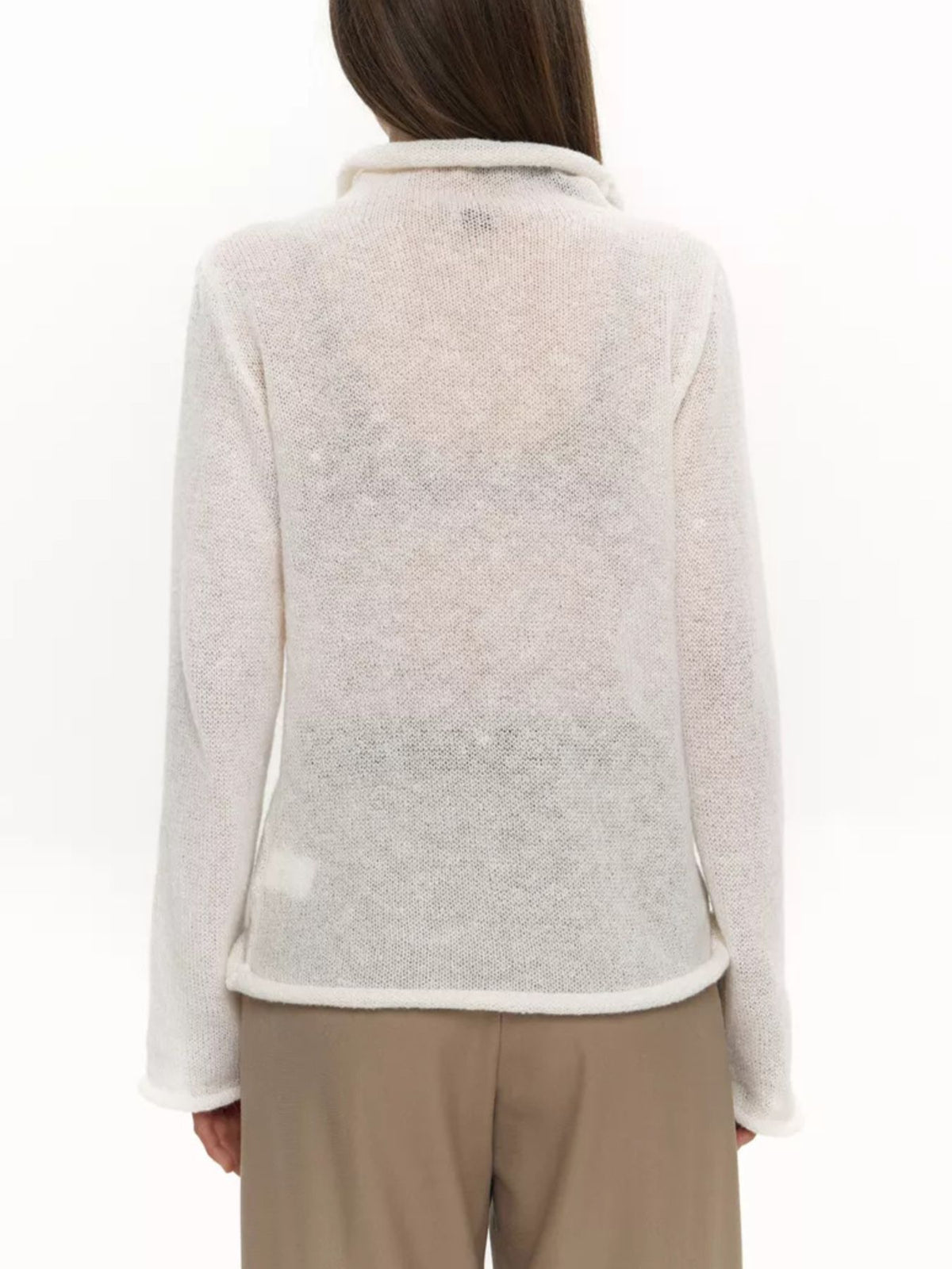 Long sleeve knit sweater styled look