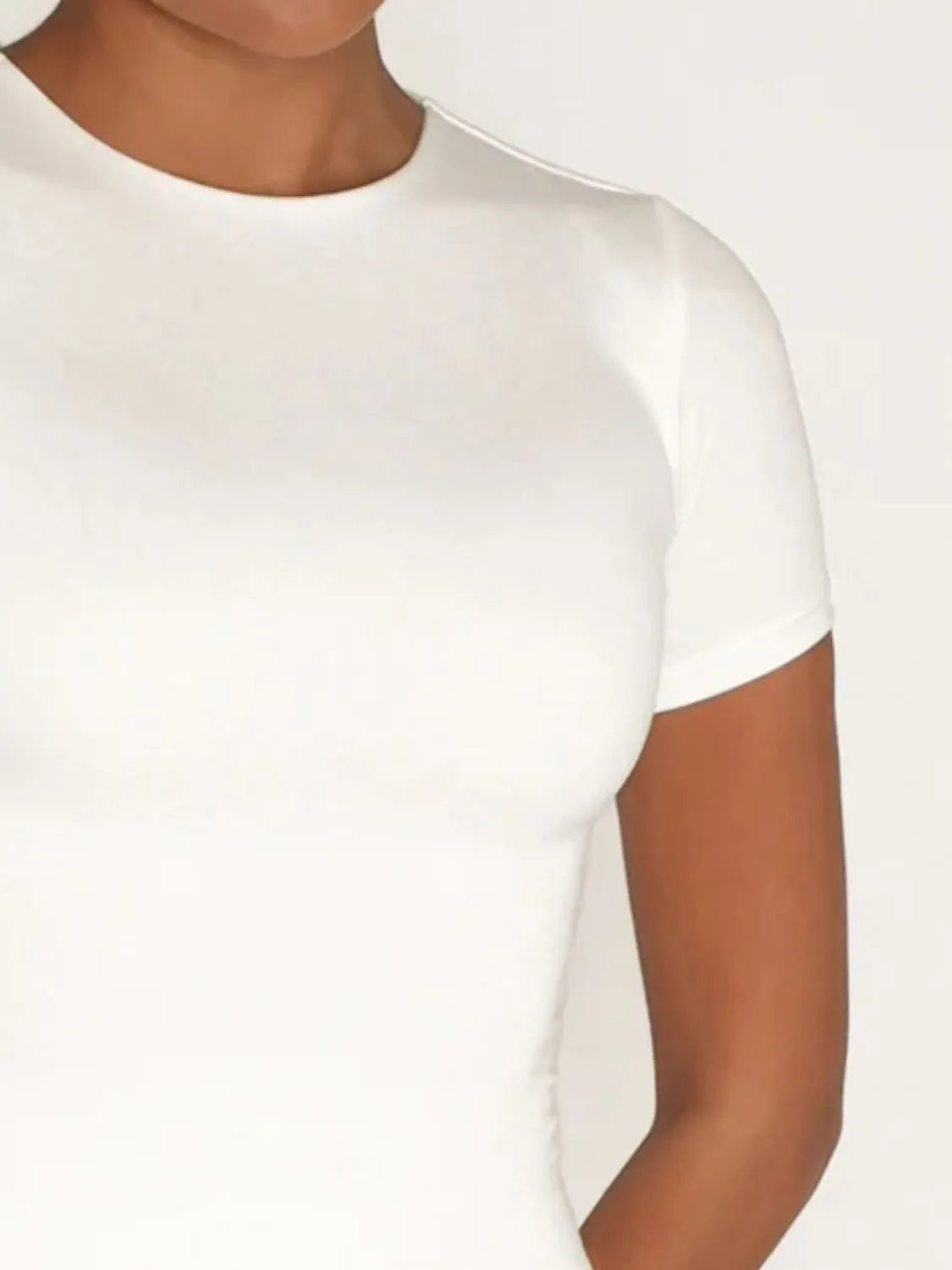 Round Neck Short Sleeve Swim Top - Fashorio