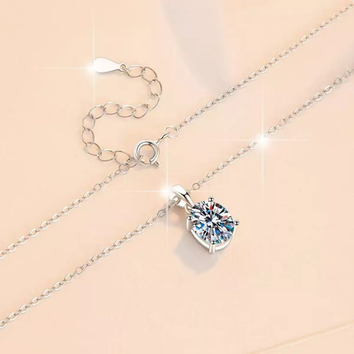 Close up of the two carat moissanite stone and setting