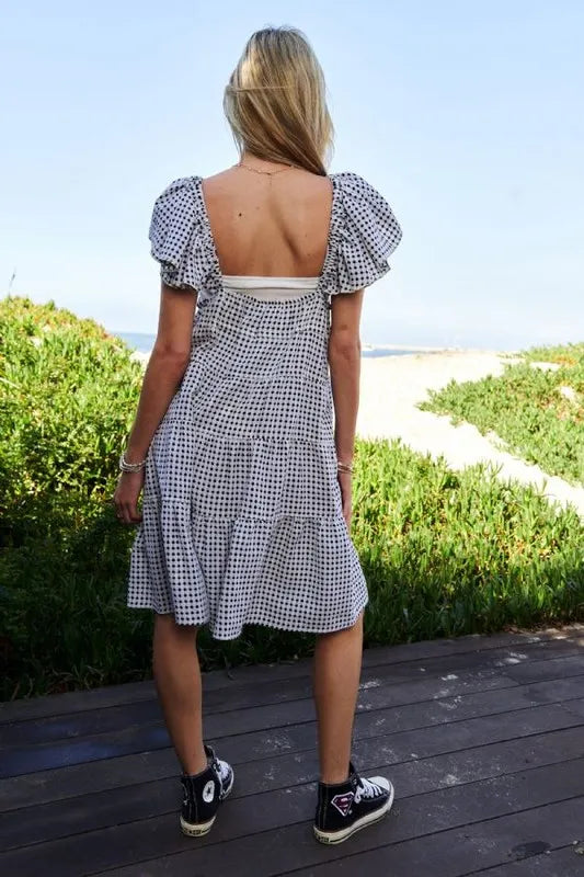 Jacquard V Neck Flutter Sleeve Tiered Dress in Black and Ivory view 8