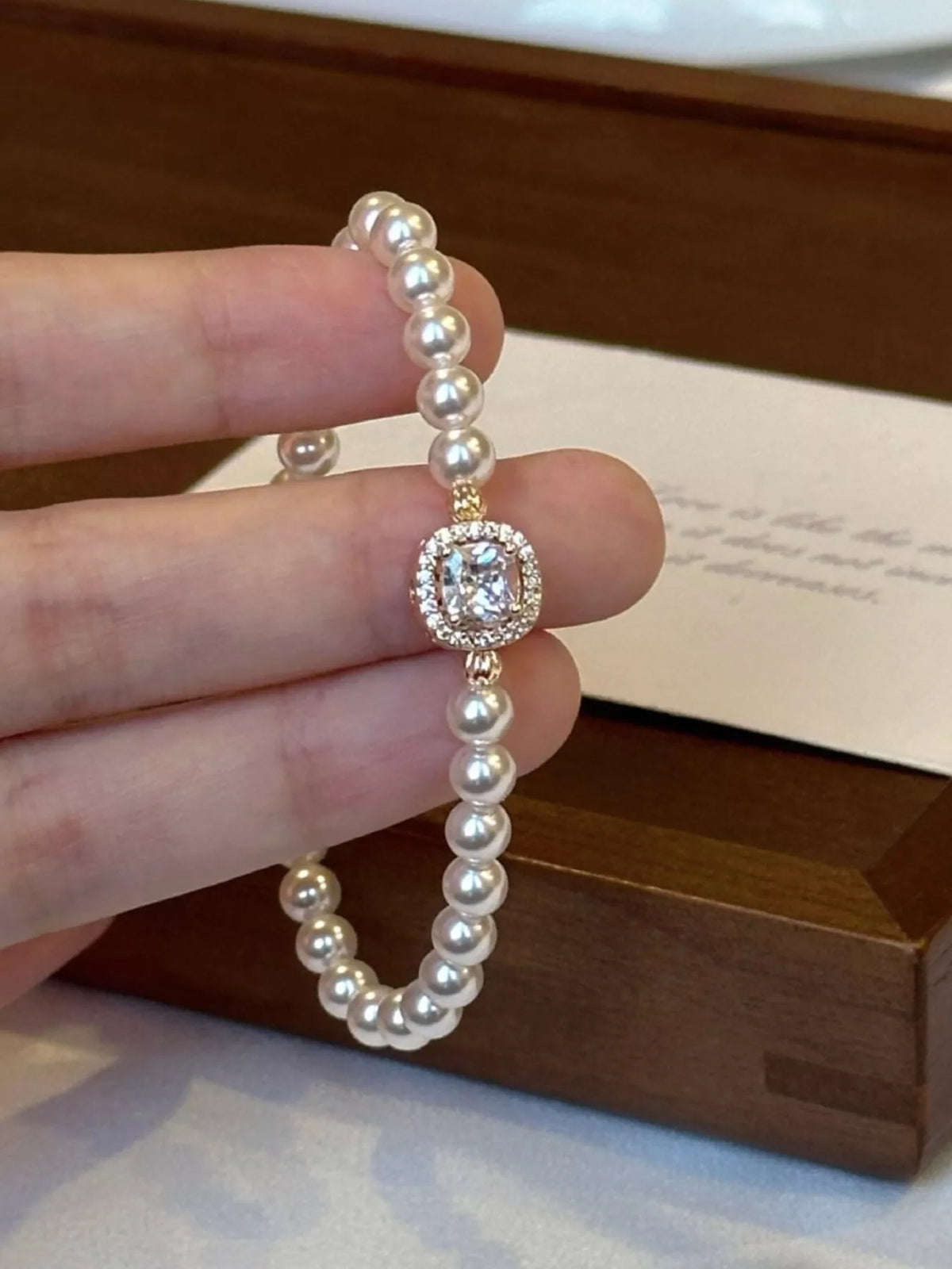 gold plated pearl bracelet back view