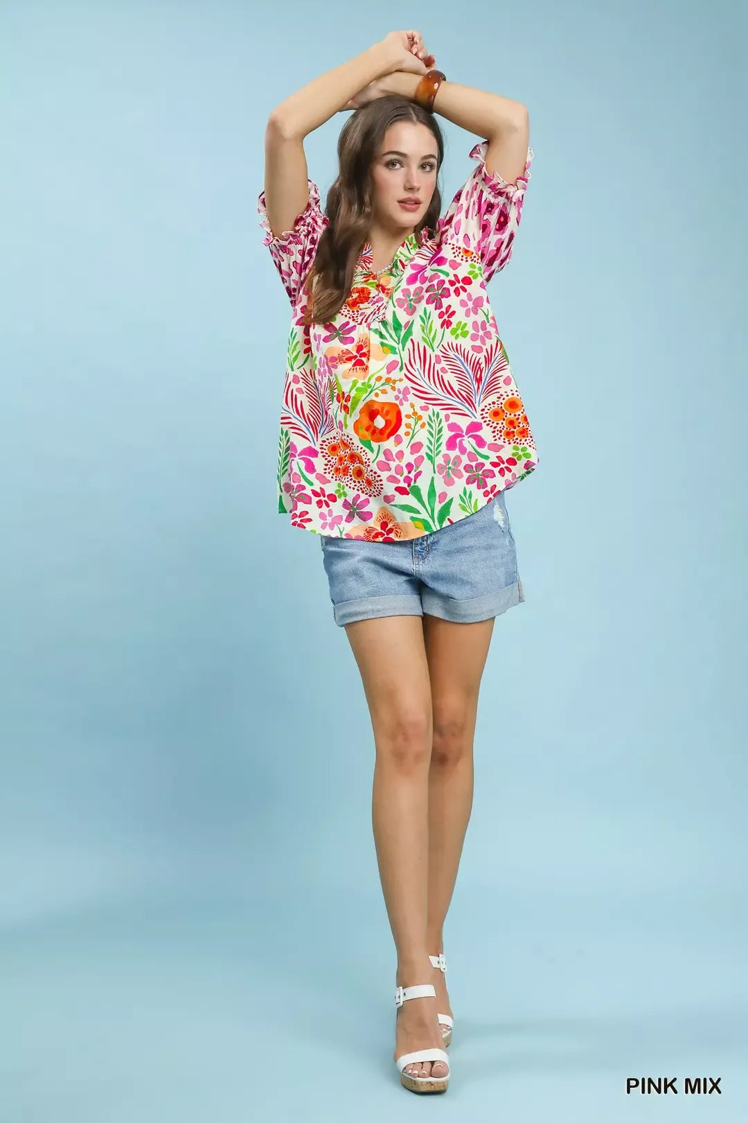 Umgee pink mix V neck ruffle puff sleeve top fabric detail