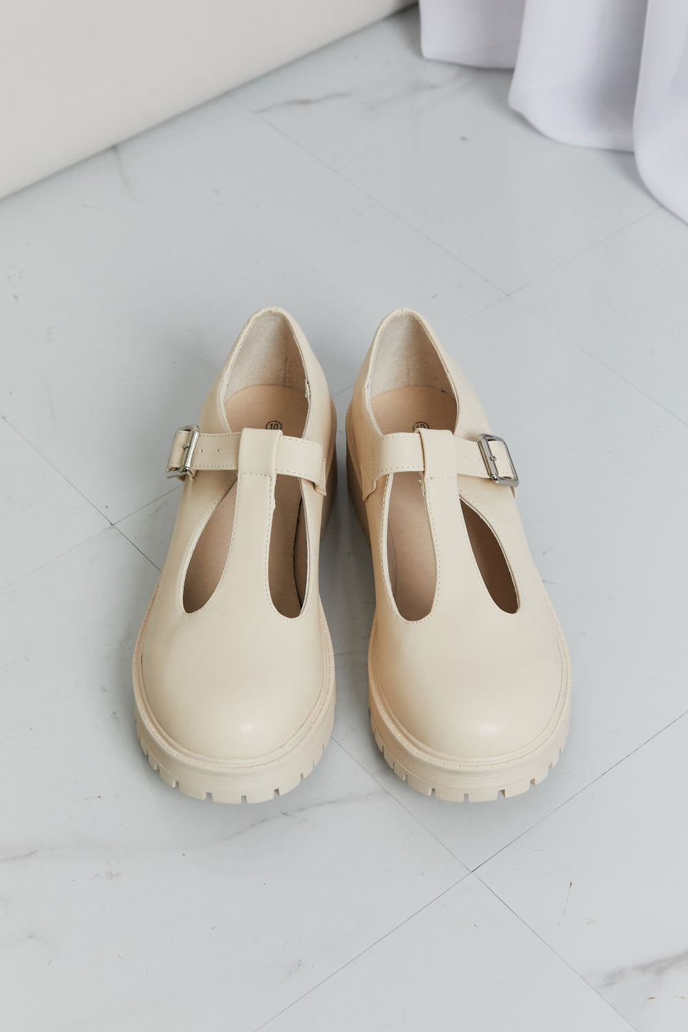 Close up of the platform sole and low heel