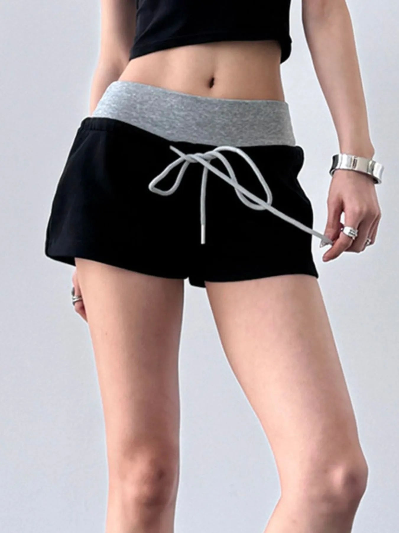 Drawstring Shorts with Contrast Waistband - Fashorio