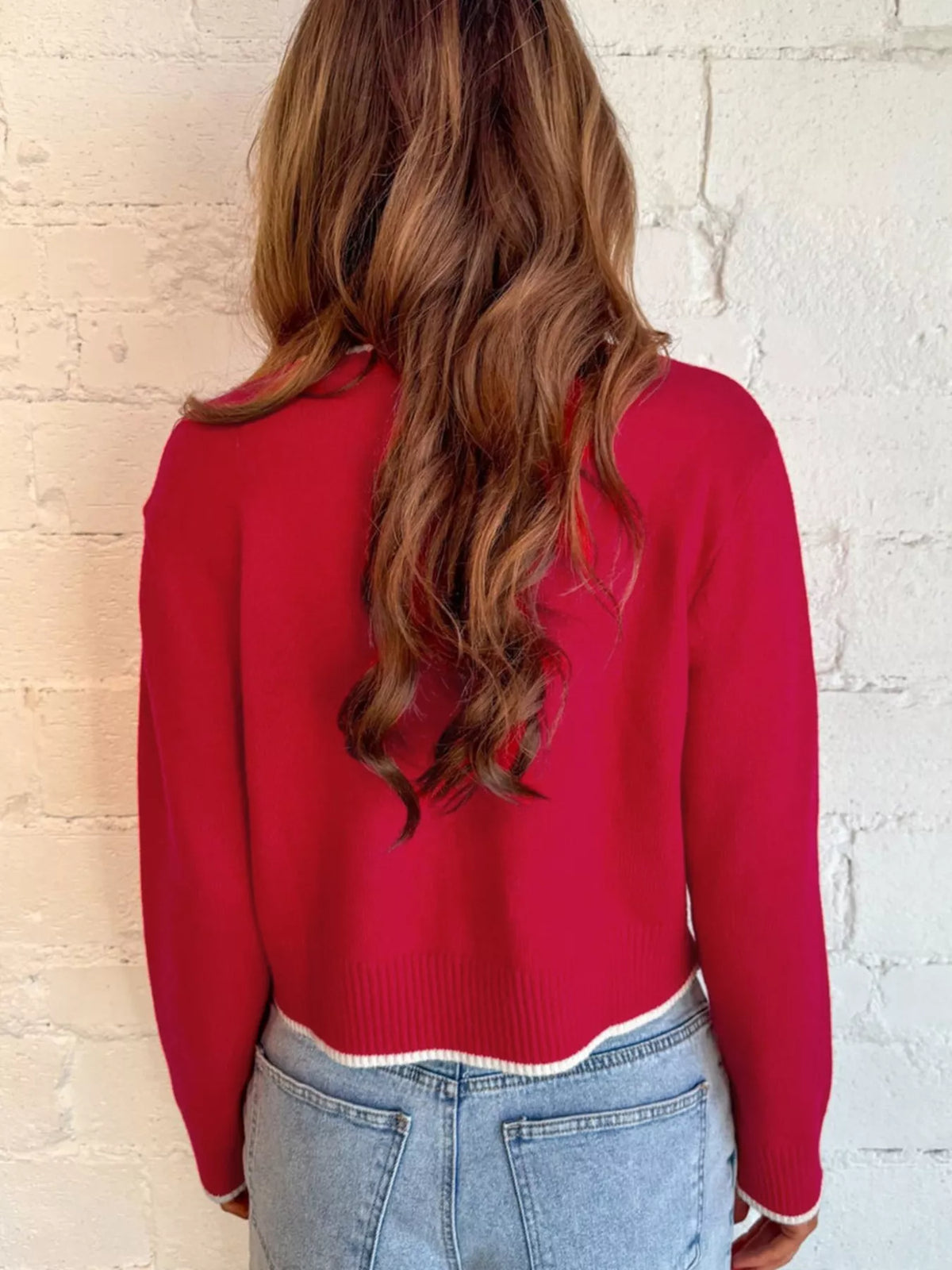 bow cropped sweater side view