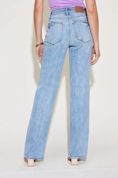 Judy Blue Full Size V Front Waistband Straight Jeans - Fashorio