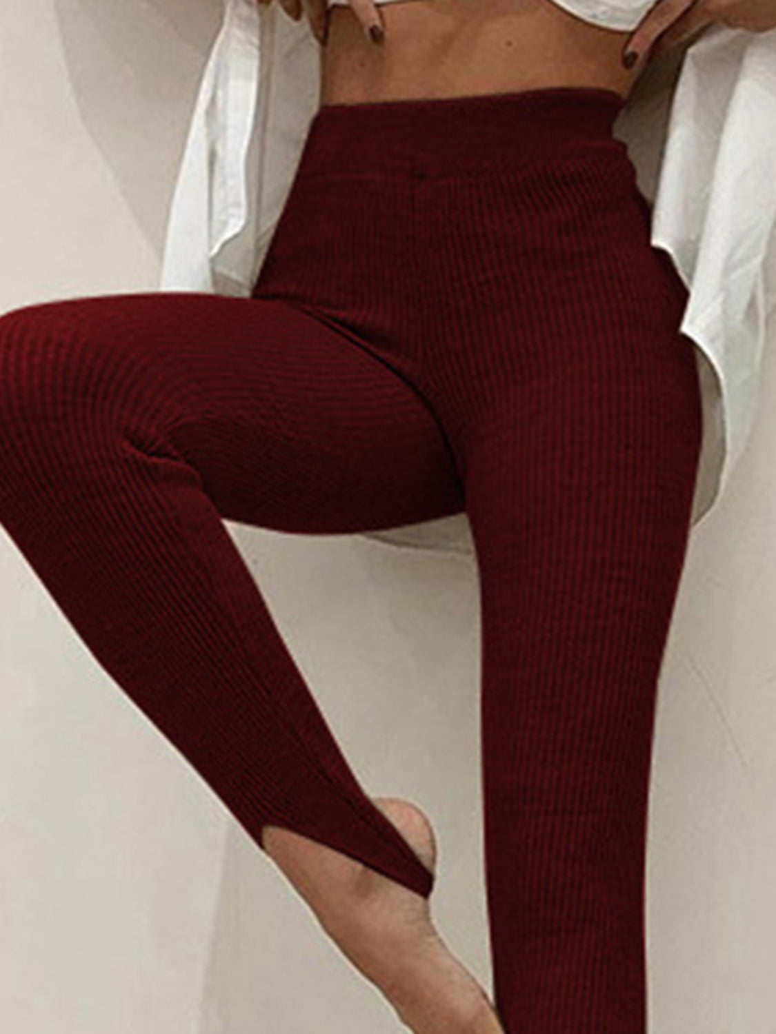 Ribbed leggings ankle detail