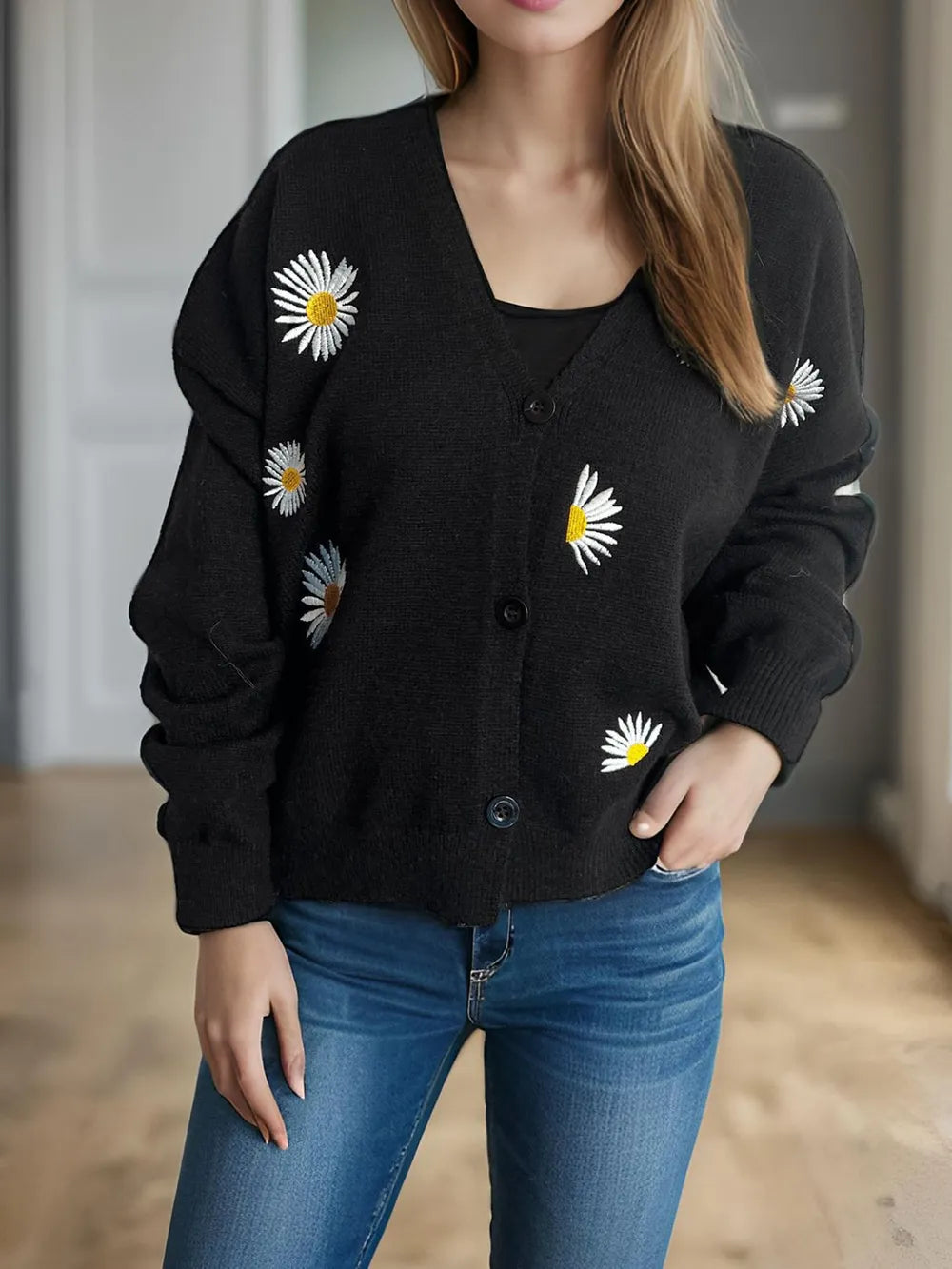 Daisy Button Up V-Neck Cardigan Black One Size - Fashorio